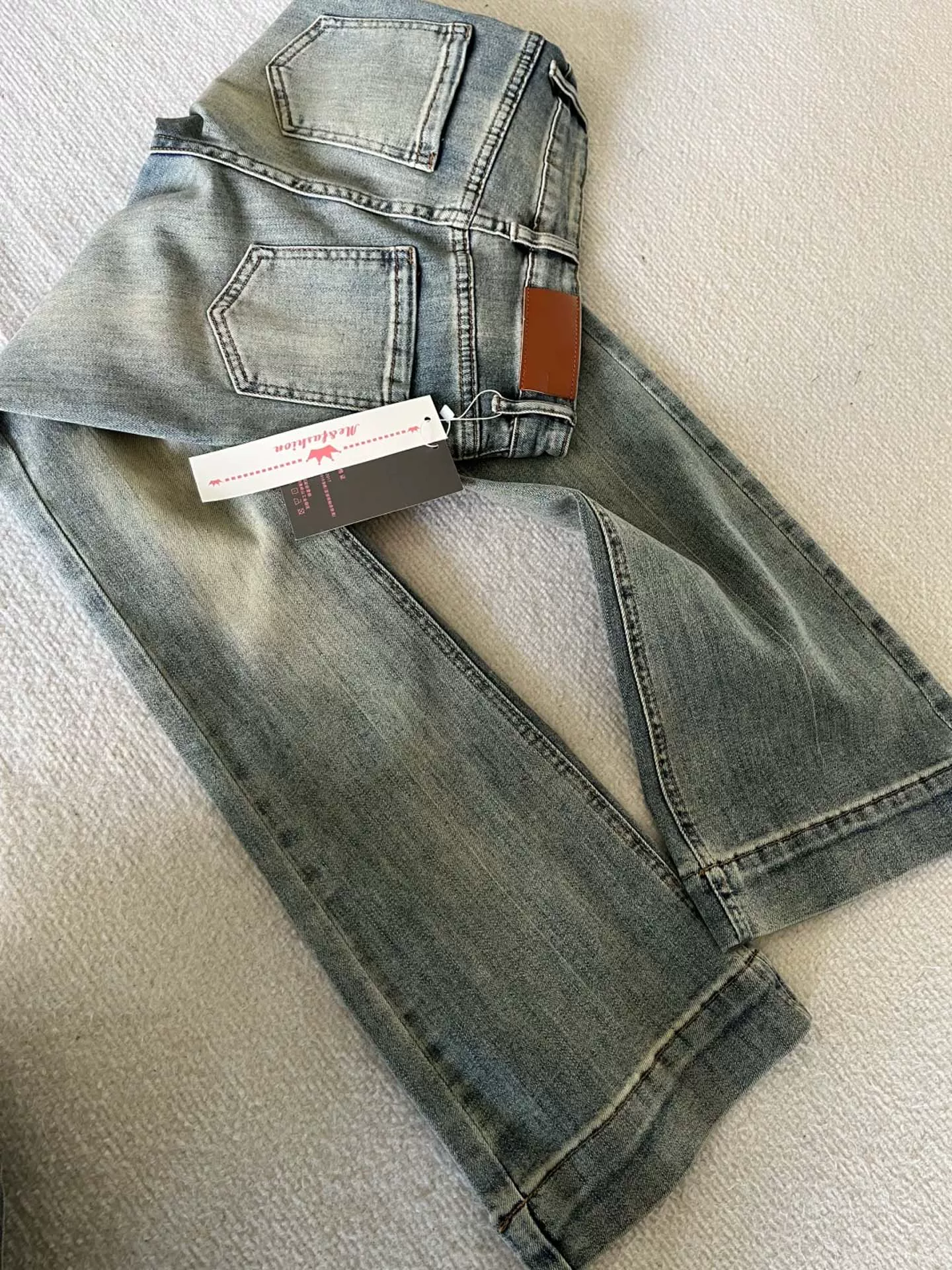 Quần jean ống loe cổ điển dành cho nữ, kiểu dáng thu mới, size lớn, cạp cao, co giãn, che hông, tôn dáng, quần bootcut nhỏ nhắn.