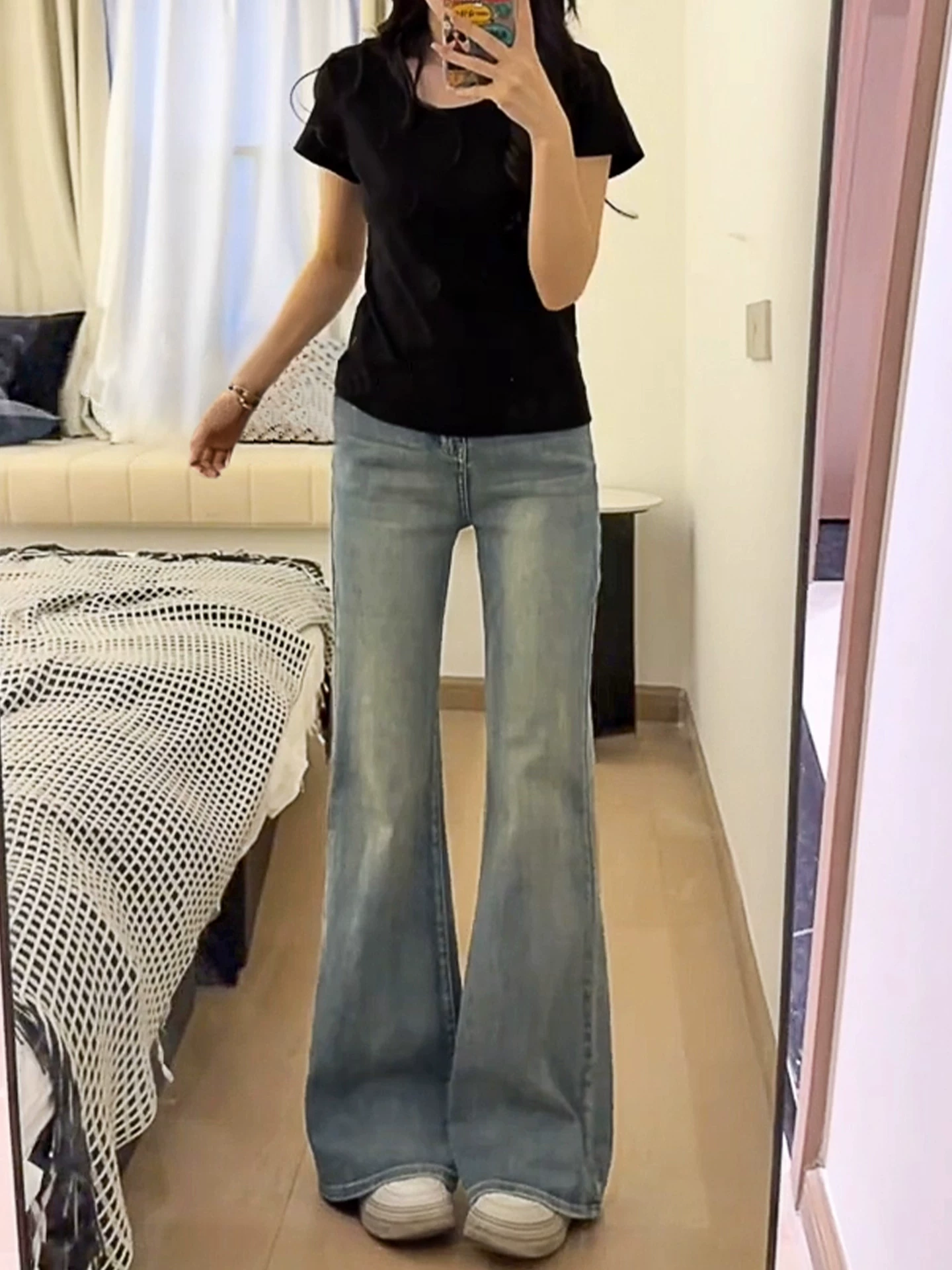 Quần jean ống đứng màu sáng dành cho nữ, phong cách đầu thu, cỡ lớn, lưng cao, co giãn, che hông, giảm béo, quần ống loe.