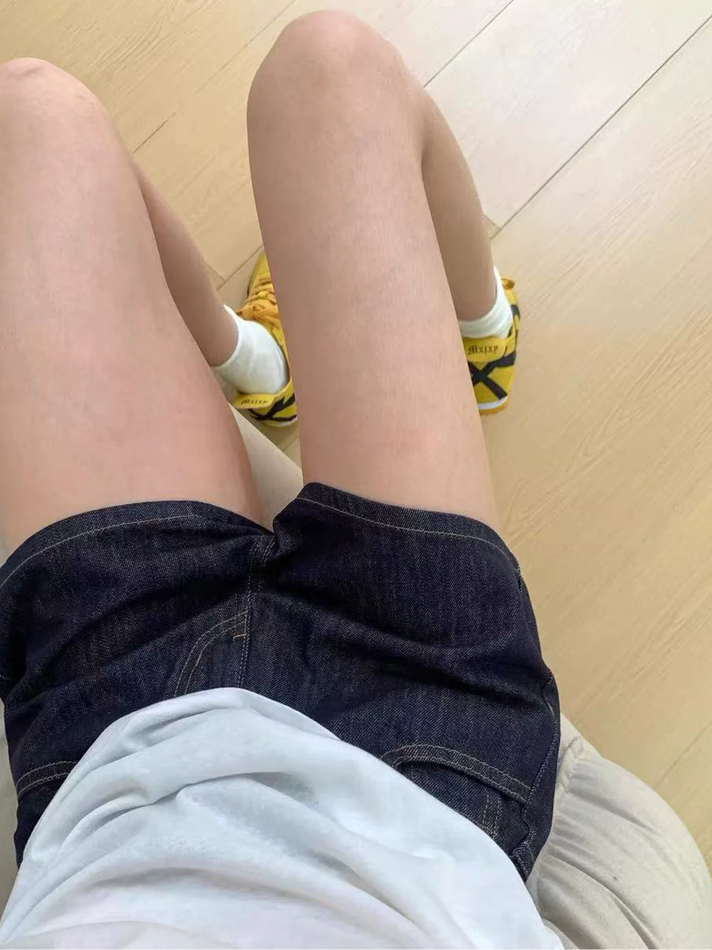 Quần short denim ống rộng màu xanh đậm dành cho nữ, cỡ lớn mùa hè, lưng cao, thon gọn, dáng quả lê, quần ống đứng chữ A.