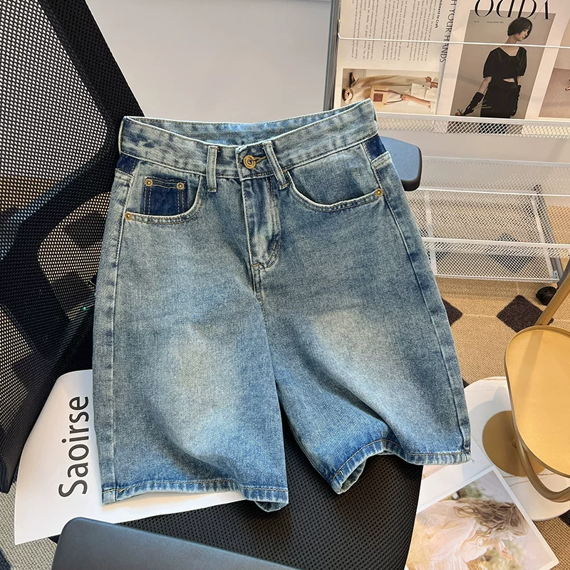 Quần short denim cỡ lớn dành cho nữ, kiểu dáng mỏng mùa hè, cạp cao, che hông, dáng chữ A, ống rộng, quần short dài vừa phải dành cho người có thân hình quả lê.