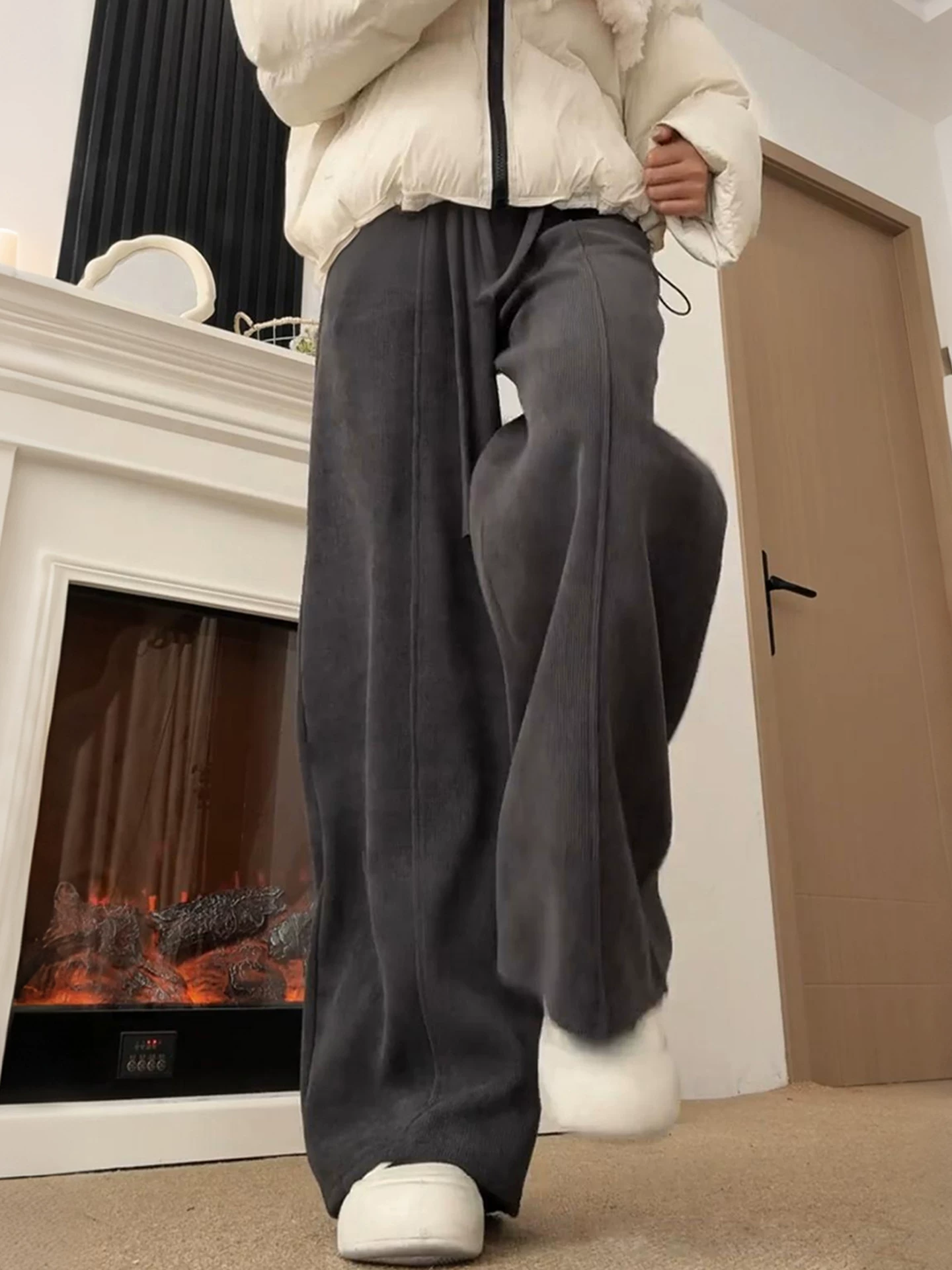 Quần ống rộng dáng suông cho nữ, mùa thu đông, cỡ lớn, lưng cao, dáng suôn, tôn dáng, lót lông cừu, dày dặn, dáng quả lê, quần ống rộng