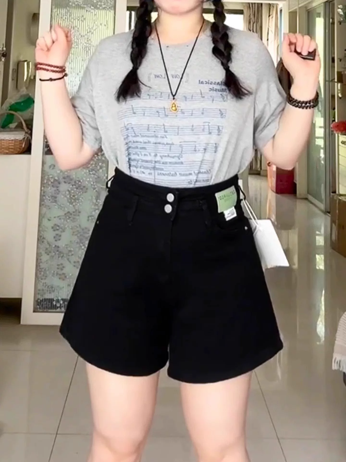 Thích hợp cho phụ nữ có hông và đùi dày, quần short denim cho mùa hè, cỡ lớn, cạp cao, co giãn, che bụng, giảm béo, quần ống rộng dáng chữ A.