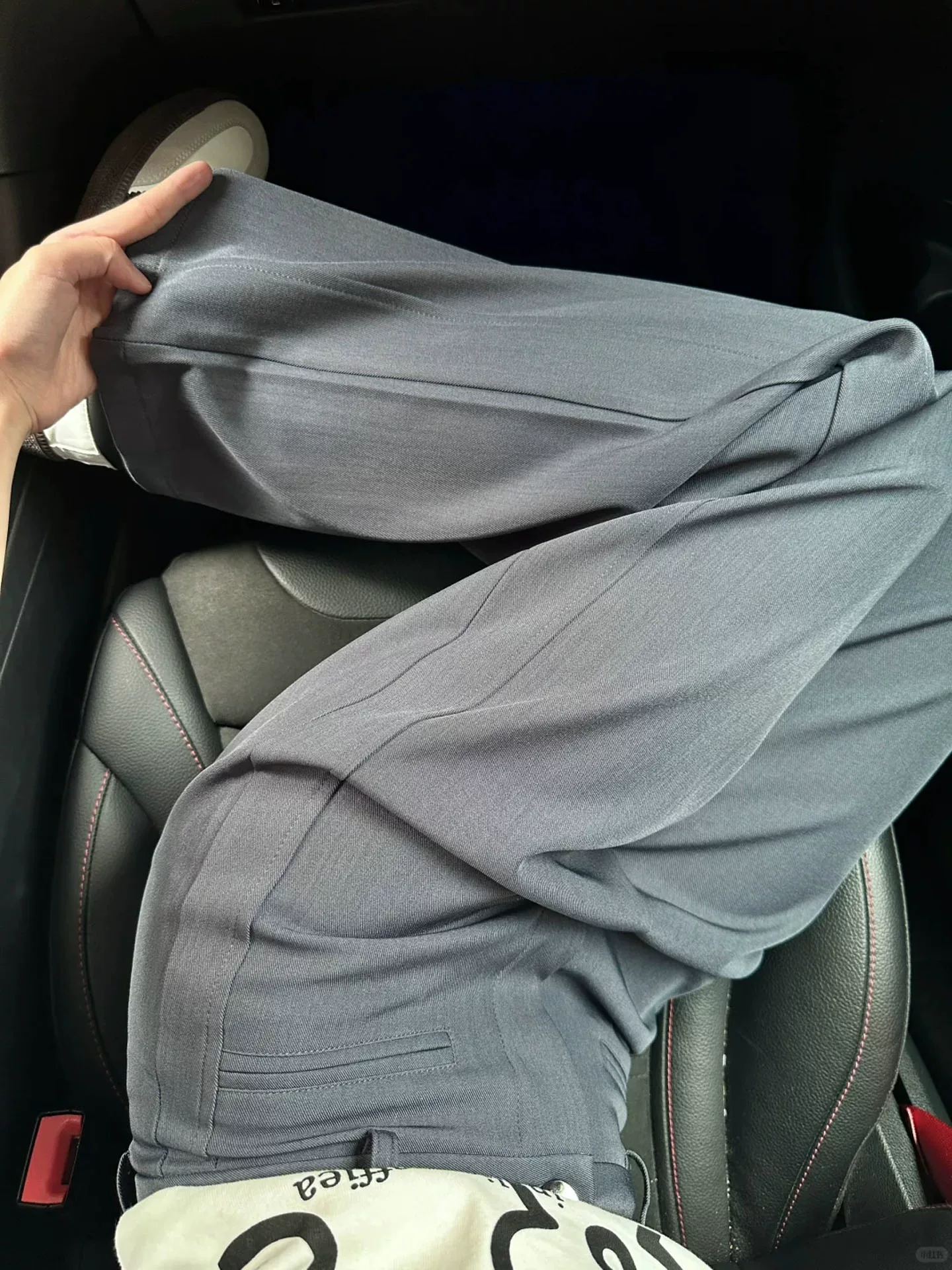 Quần âu ống rộng màu xám dành cho nữ, phong cách đầu thu, cỡ lớn, lưng cao, dáng rộng, tôn dáng, phù hợp với dáng người quả lê, quần dài mặc thường ngày