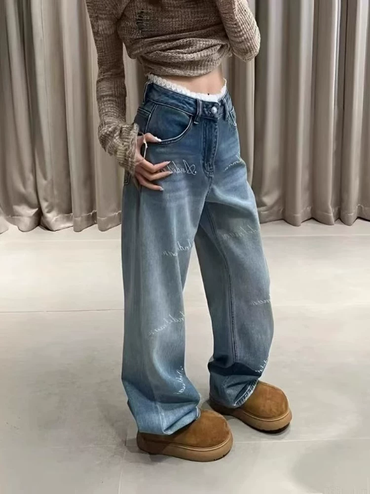 Quần jean ống đứng thêu chắp vá dành cho nữ, kiểu dáng mùa xuân mới, size lớn, cạp cao, che hông, quần ống rộng tôn dáng.
