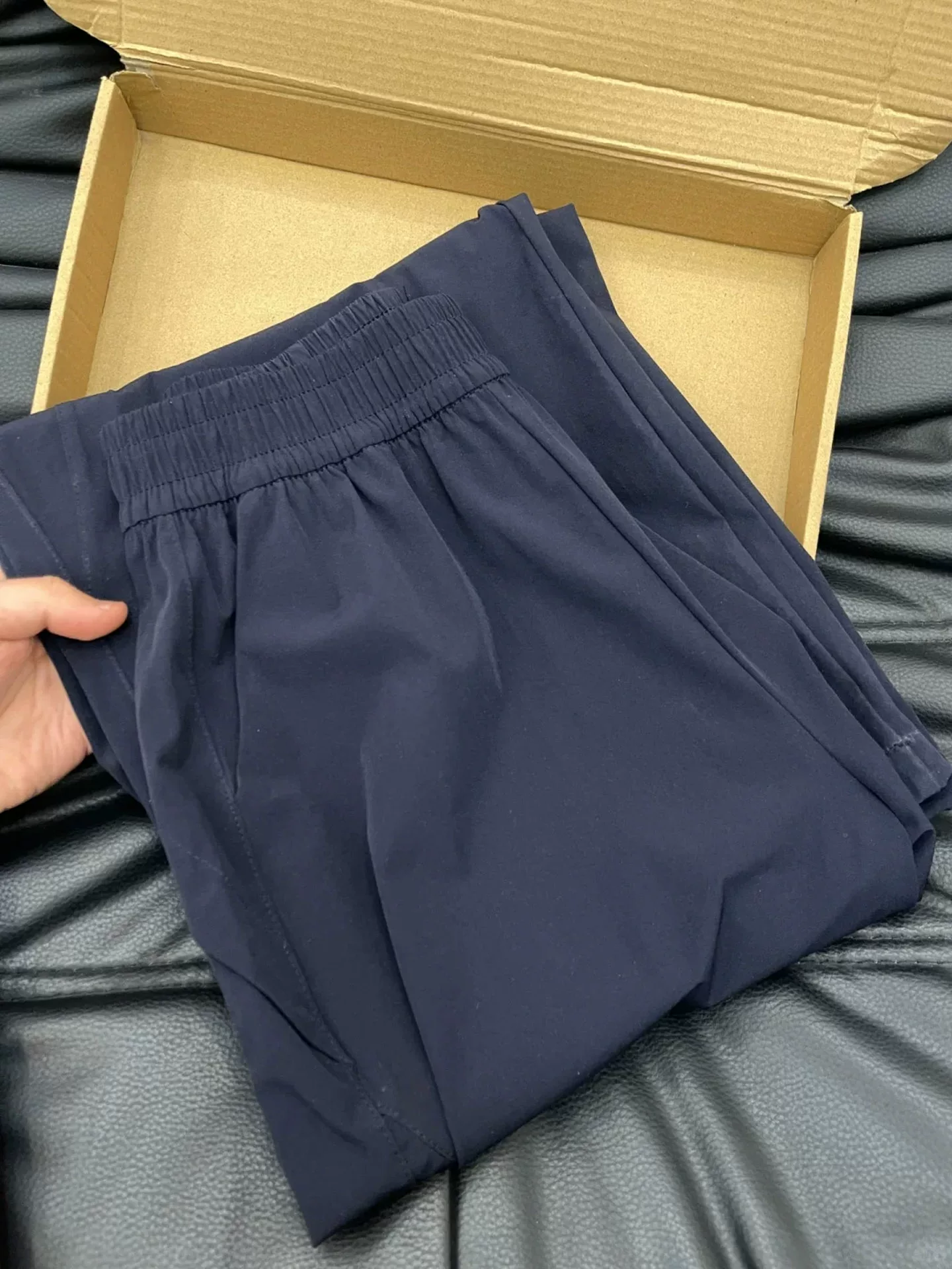 Quần cargo màu xanh navy nhanh khô dành cho nữ mùa hè 2025, size lớn, cạp cao, dáng rộng, tôn dáng, thể thao, thường ngày, ống rộng