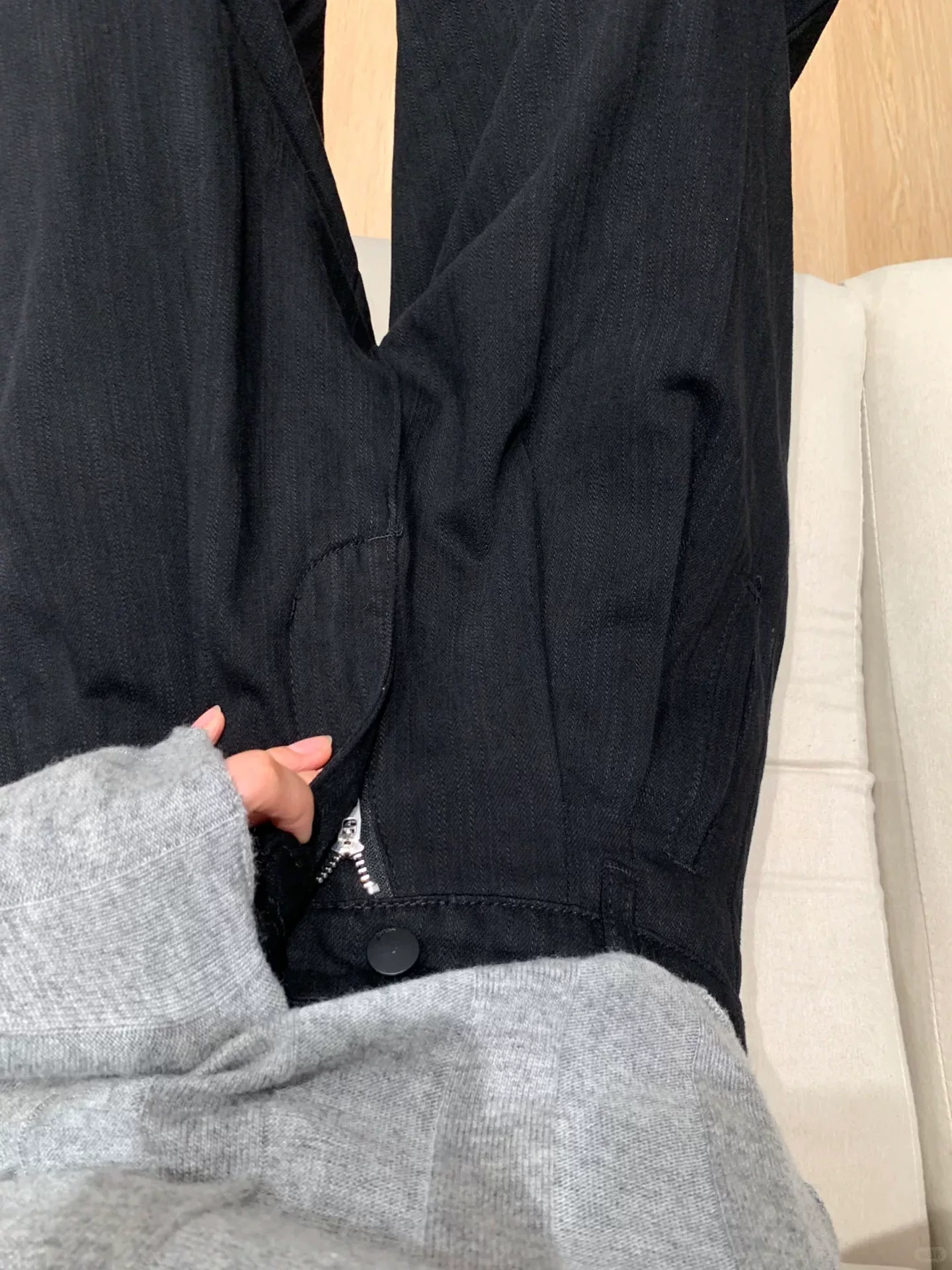 Quần âu ống đứng lưng cao màu đen dành cho nữ, phong cách đầu thu, cỡ lớn, dáng rộng, tôn dáng, dáng quả lê, quần ống rộng dài chạm sàn