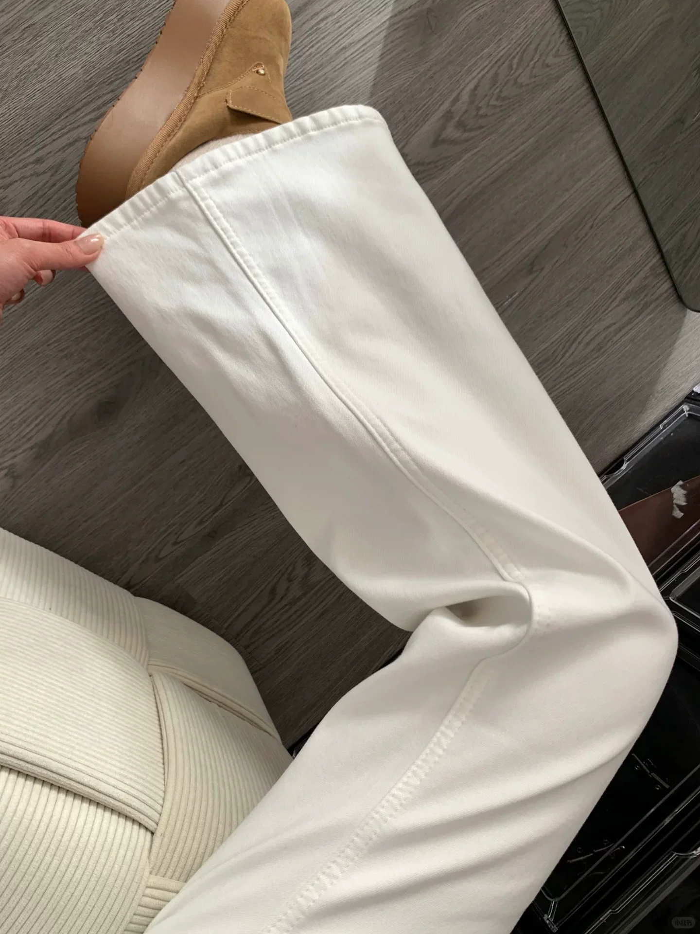 Quần jean ống loe cạp cao dày dặn lót lông cừu màu trắng dành cho nữ, mùa thu đông, cỡ lớn, co giãn, che hông, quần dài ống loe