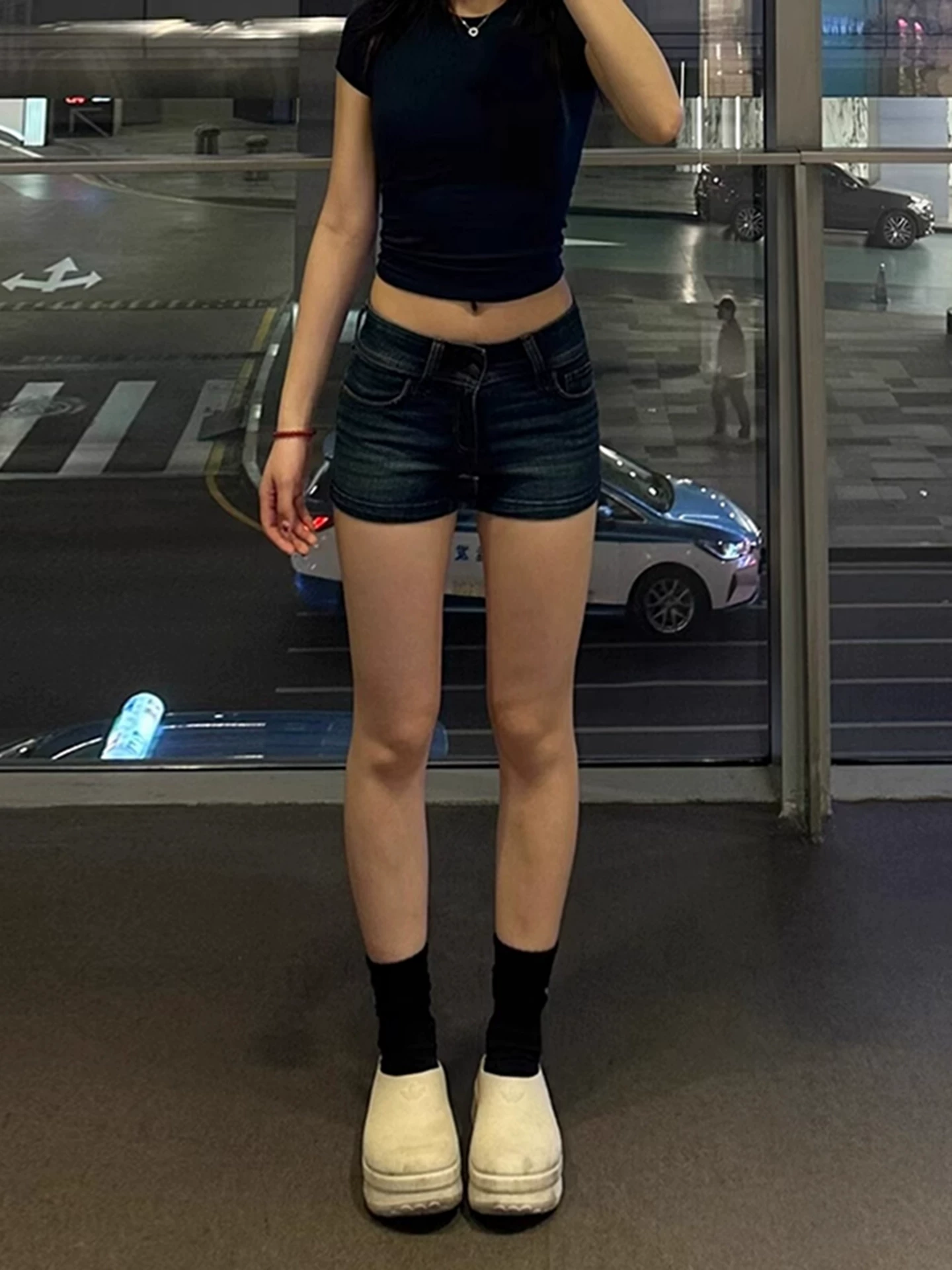 Quần short denim nữ kiểu Mỹ cổ điển mùa hè 2025, size lớn, cạp cao, co giãn, tôn dáng, kiểu dáng chữ A ôm hông