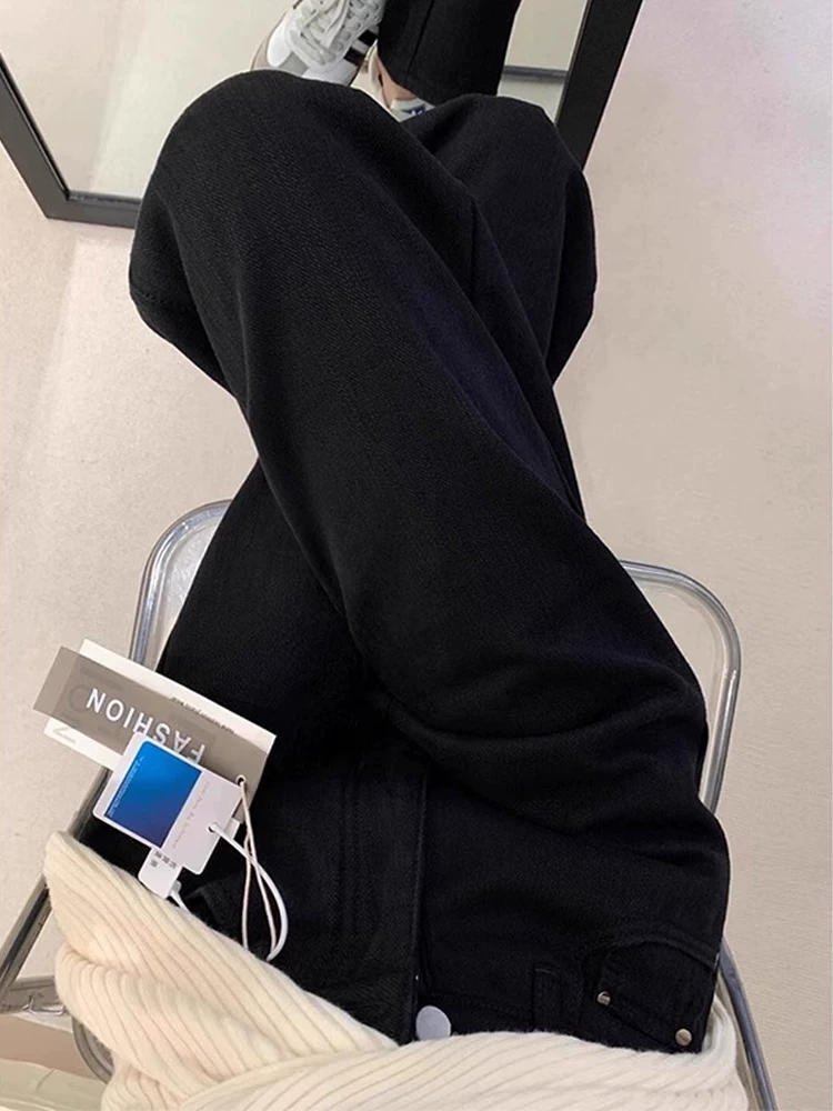 Quần jean ống thẳng dày màu đen lót lông cừu dành cho nữ, kiểu dáng thu đông mới, cạp cao, dáng rộng, che hông, quần ống rộng giúp thon gọn.