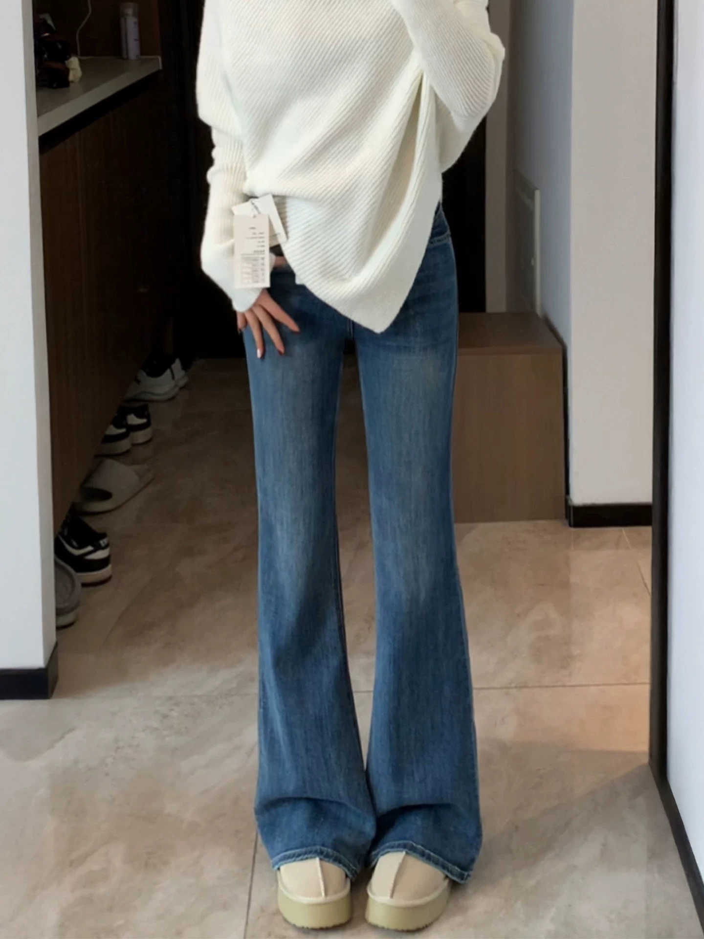 Quần jean co giãn dáng quả lê dành cho nữ, phong cách mùa thu mới, cỡ lớn, lưng cao, quần ống loe thẳng giúp thon gọn