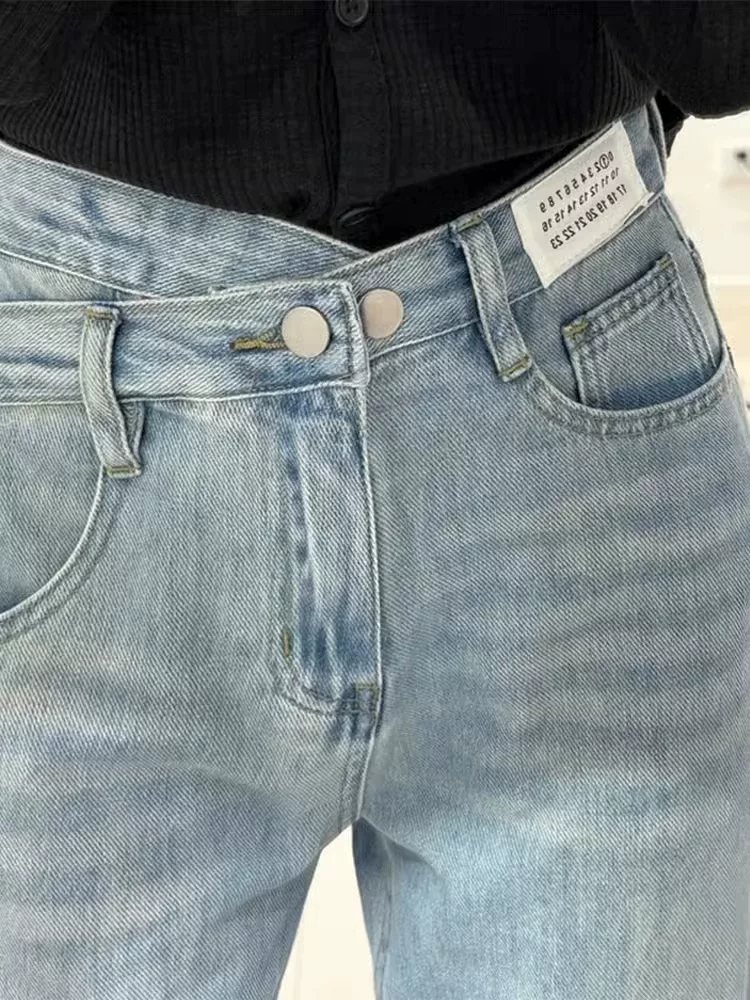Quần jean ống thẳng màu xanh nhạt dành cho nữ có thân hình hình quả lê, đầu thu, cỡ lớn, cạp cao, quần ống rộng thon gọn