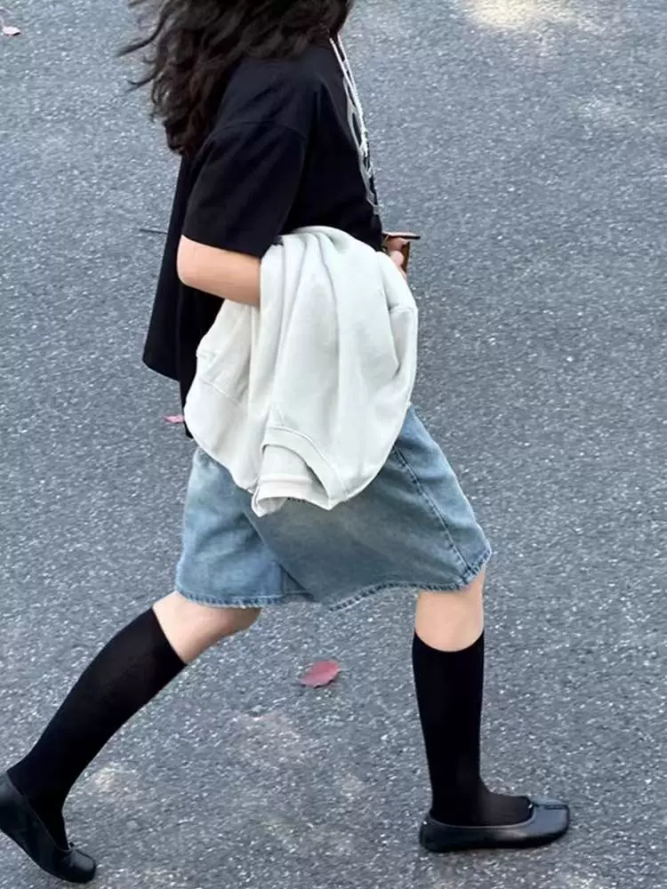 Quần short denim vintage nữ, hè 2025, size lớn, cạp cao, tôn dáng, dành cho người có dáng quả lê, quần short ống rộng dài ngang đùi