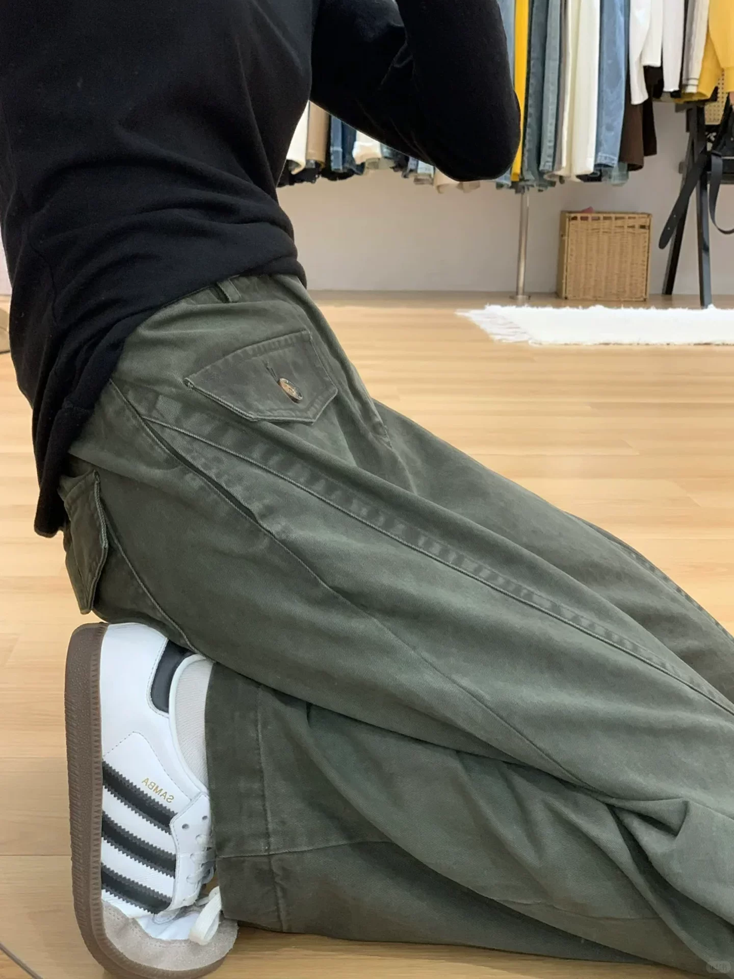 Quần scimitar cổ điển kiểu Mỹ dành cho nữ, quần cargo màu xanh quân đội, cỡ lớn mùa thu, quần cạp cao, dáng rộng, quần ống rộng giúp giảm béo.