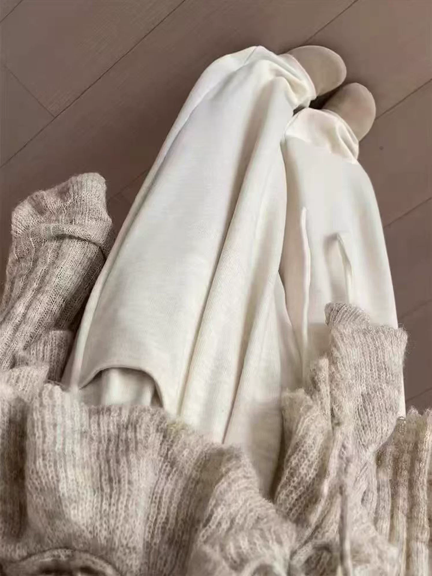 Quần ống rộng màu đen dành cho nữ, mùa thu đông, cỡ lớn, dáng rộng, mềm mại, thoải mái, lót lông cừu, quần thường ngày dày dặn.