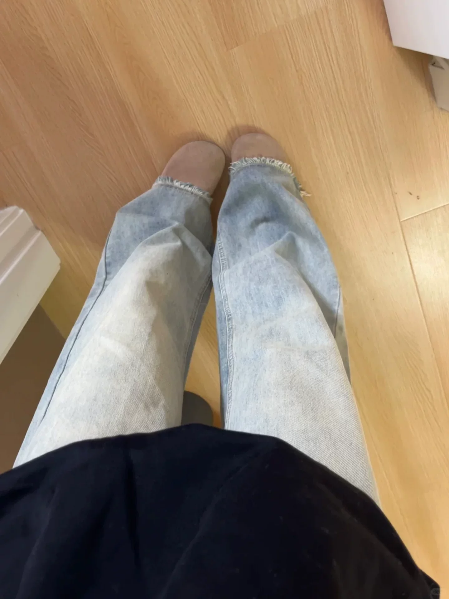 Quần jean ống rộng tua rua cổ điển dành cho nữ, phong cách mùa thu mới, cỡ lớn, lưng cao, dáng rộng, mềm mại, quần ống thẳng giúp thon gọn