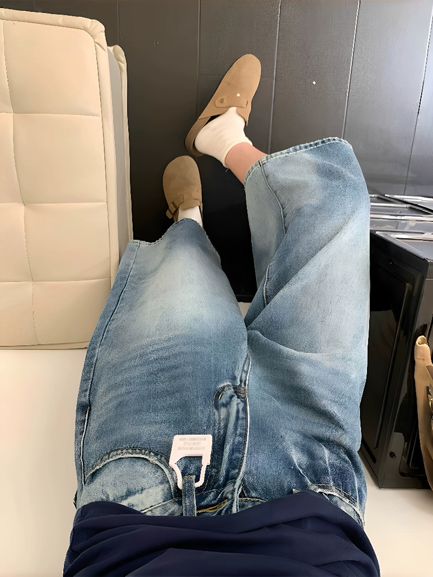 Quần jeans nữ ống rộng, cạp cao, dáng suông, tôn dáng, size lớn, kiểu mới hè 2025, dài đến giữa bắp chân