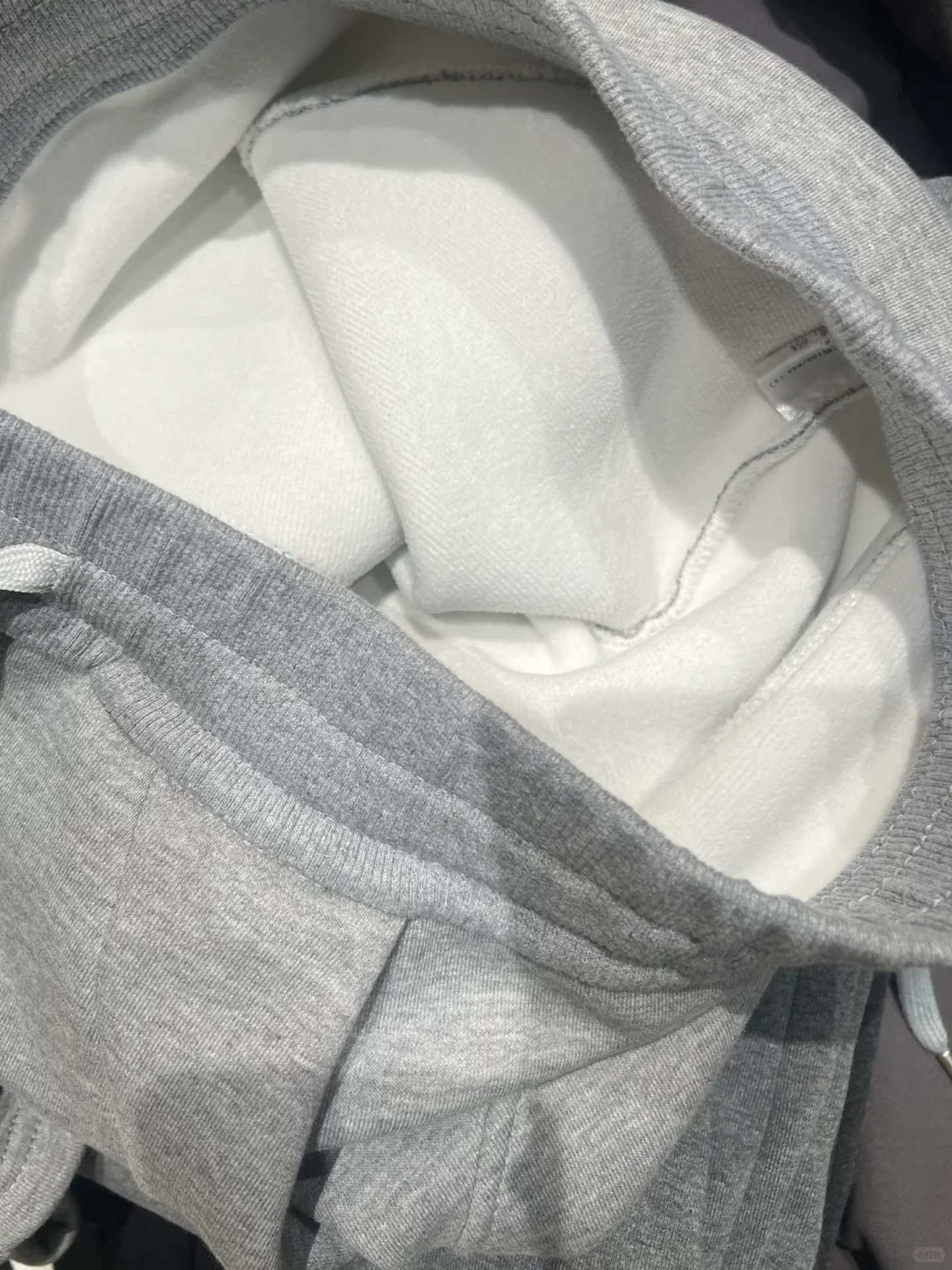 Quần thể thao màu xám dành cho nữ, mùa thu, cỡ lớn, lưng cao, dáng rộng, che hông, giảm béo, dáng quả lê, quần thể thao ống rộng