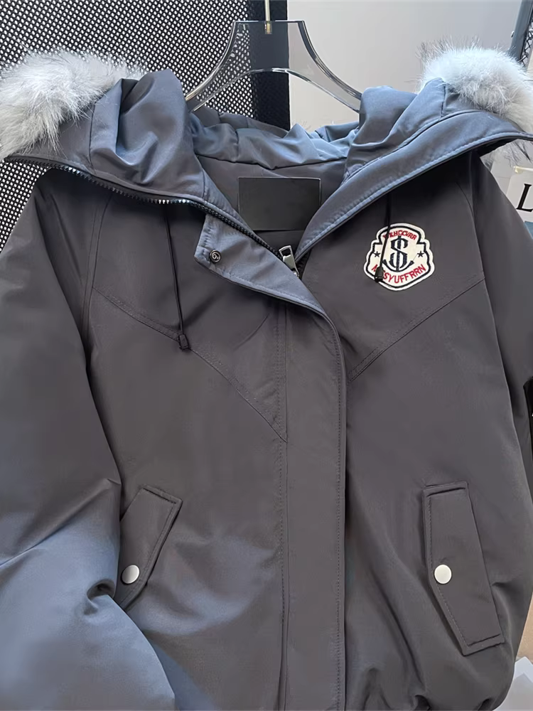 Áo khoác cotton có mũ trùm đầu cổ lông cổ điển kiểu Mỹ dành cho nữ, độc đáo và siêu phong cách cho mùa đông sâu đậm, áo khoác dày kiểu công sở.