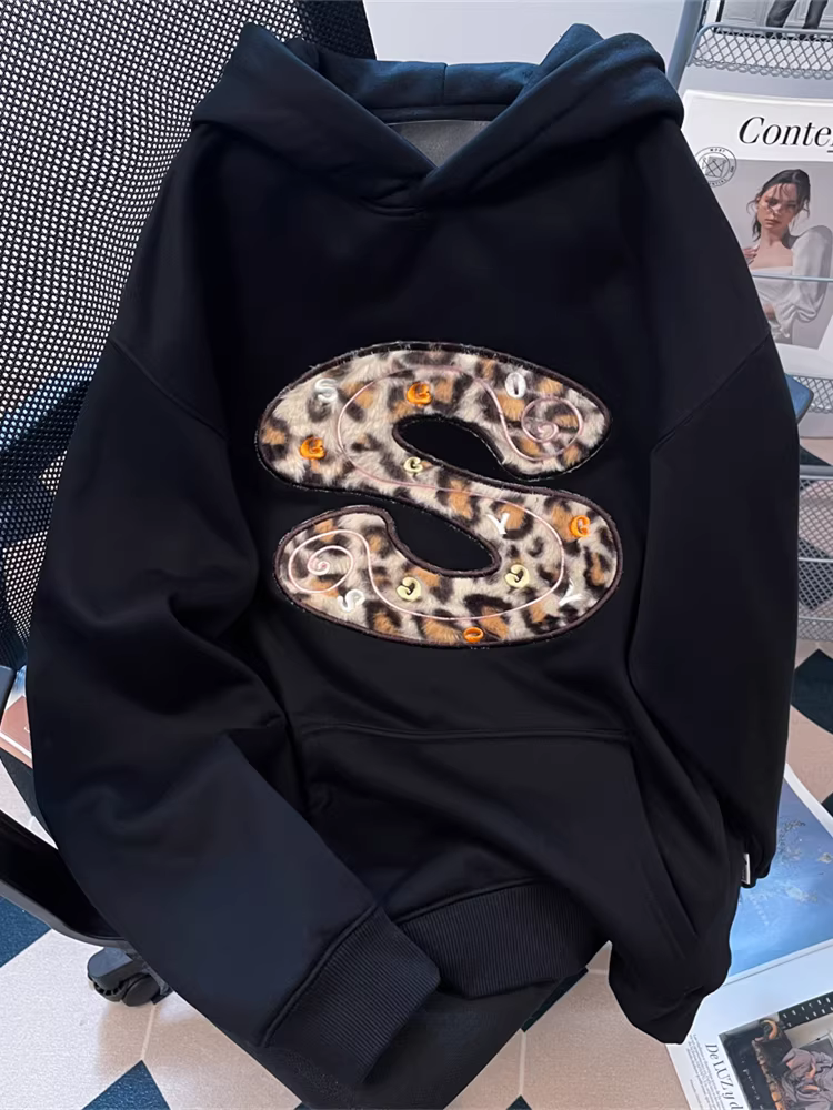 Áo nỉ có mũ trùm đầu, lót lông cừu, trọng lượng nặng, dành cho nữ, thích hợp cho đầu mùa thu và mùa đông, phong cách đường phố Mỹ, họa tiết da báo, áo thêu họa tiết lông cừu.