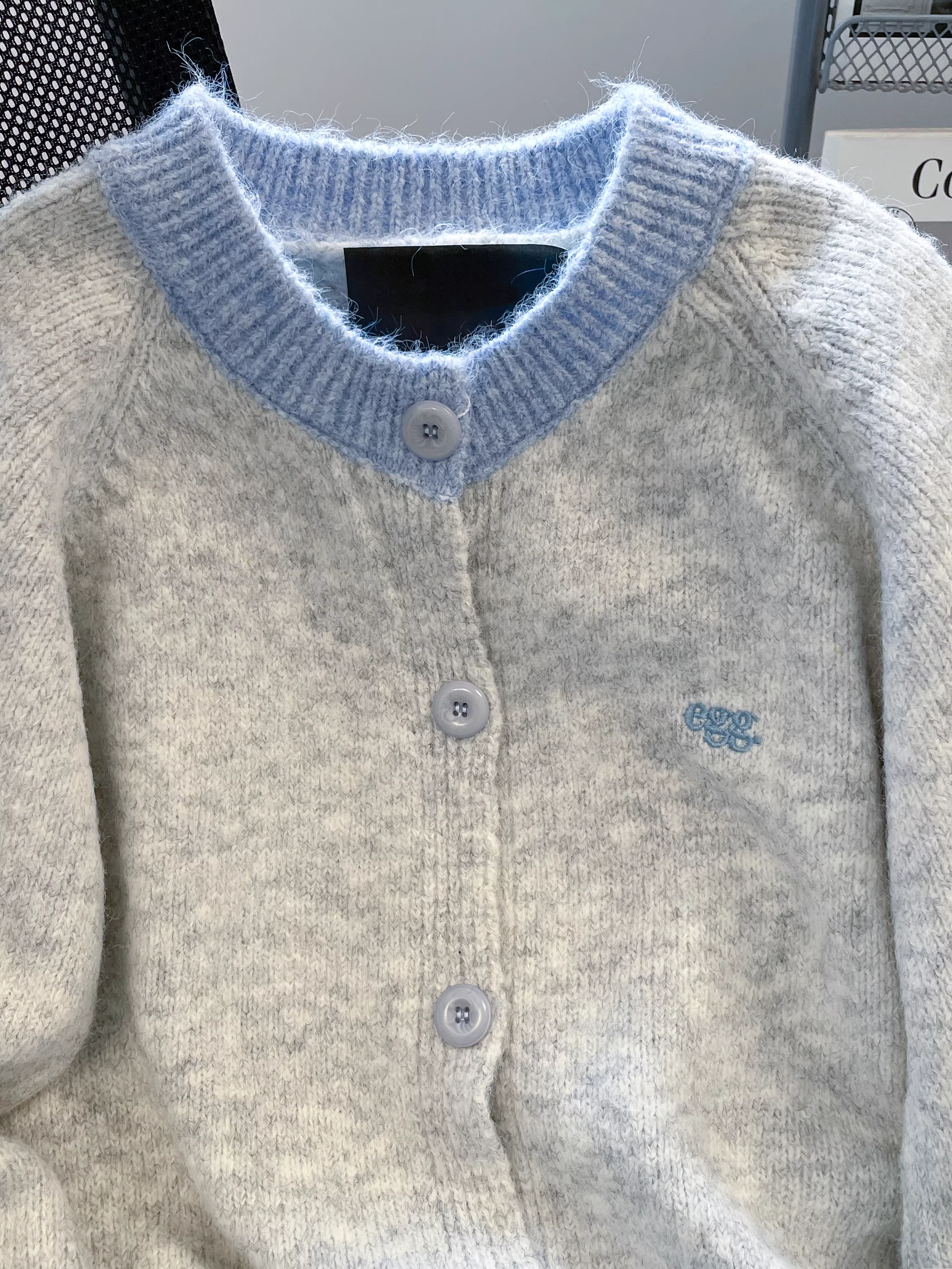 Áo len thêu phối màu cao cấp phong cách Hàn Quốc dành cho nữ, áo khoác cardigan dệt kim phong cách đại học mới mùa thu đông 2025