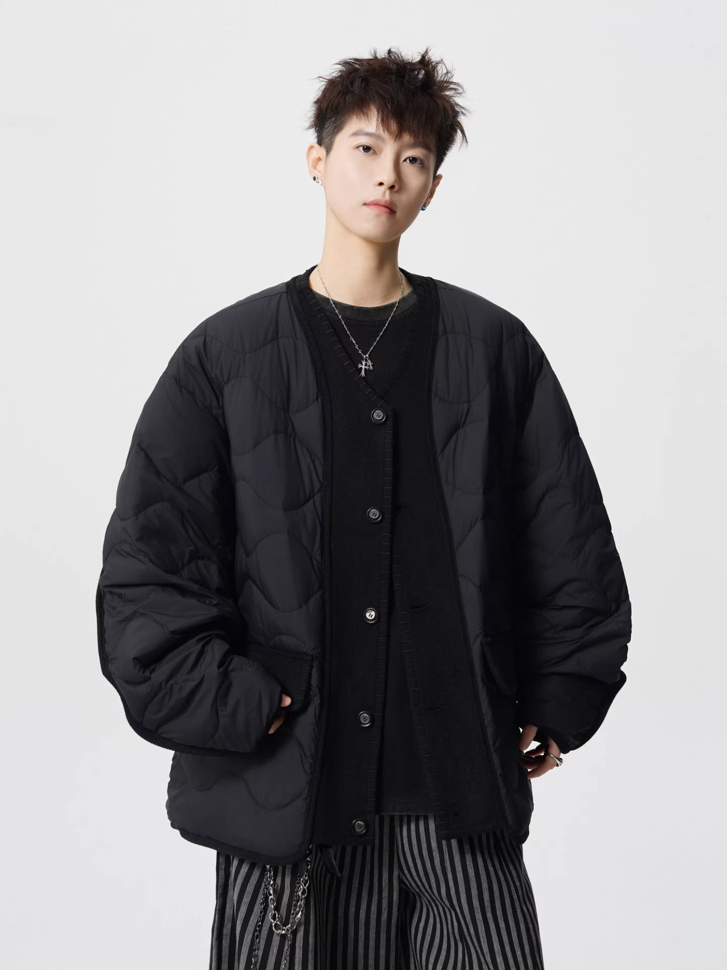 Wukong có sẵn áo khoác cotton nhẹ không cổ kiểu Mỹ dành cho nam và nữ, áo khoác cotton ấm áp đa năng dành cho cặp đôi của thương hiệu thời thượng.