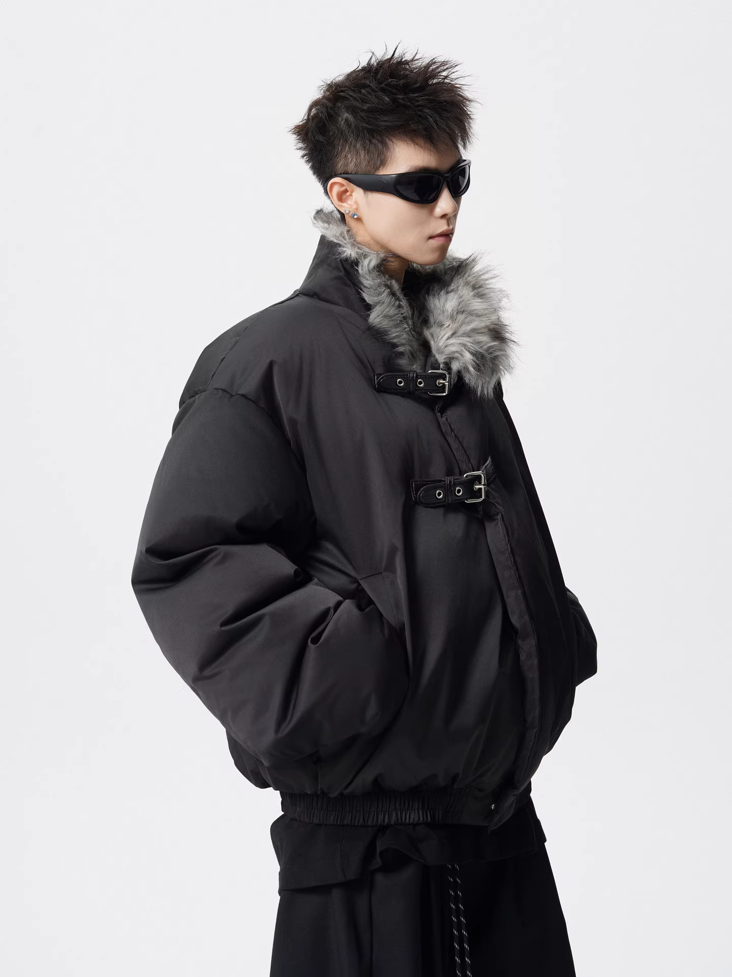 Wukong có sẵn áo khoác cotton dày có cổ lông phong cách cổ điển Mỹ mùa đông dành cho nam, thương hiệu thời thượng mang lại cảm giác cao cấp, áo khoác cotton ấm áp và đa năng dành cho cặp đôi.