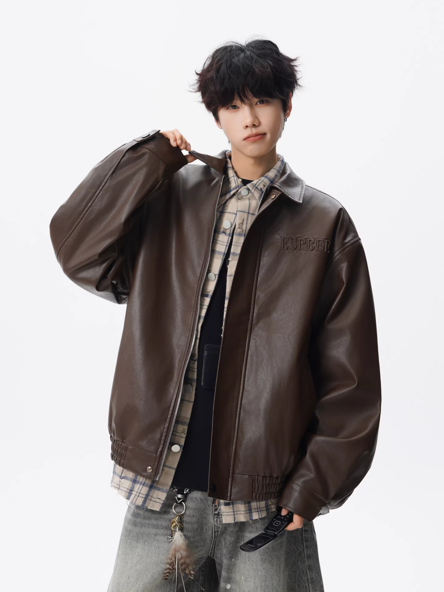 Wukong có sẵn áo khoác da PU thêu chữ kiểu Mỹ cổ điển dành cho nam và nữ, áo khoác biker cặp đôi dáng rộng hợp thời trang.