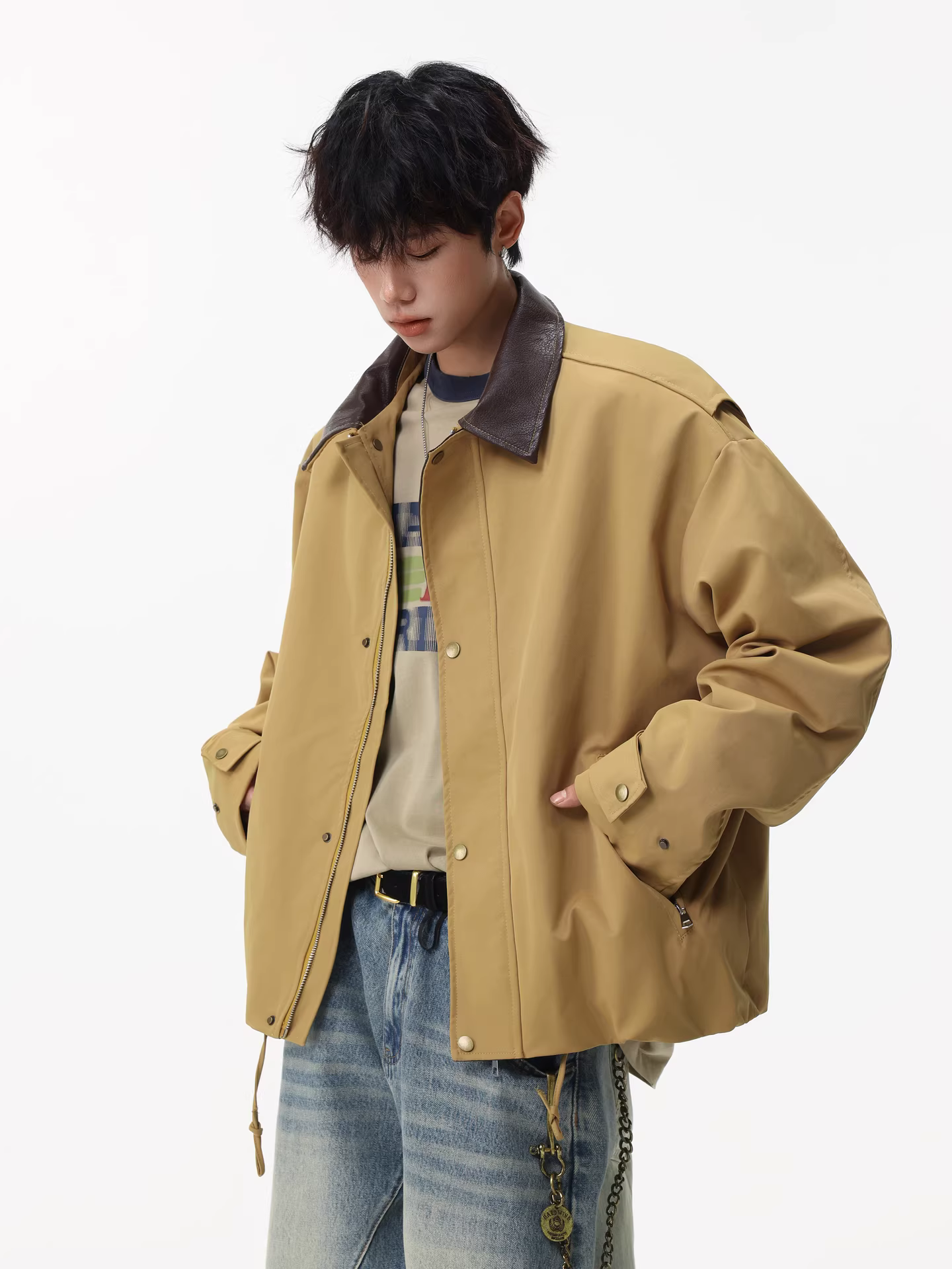 Wukong có sẵn áo khoác nam kiểu dáng hiện đại theo phong cách Mỹ, thiết kế phá cách, cổ áo vest, kiểu dáng vintage, dáng rộng, ngắn.