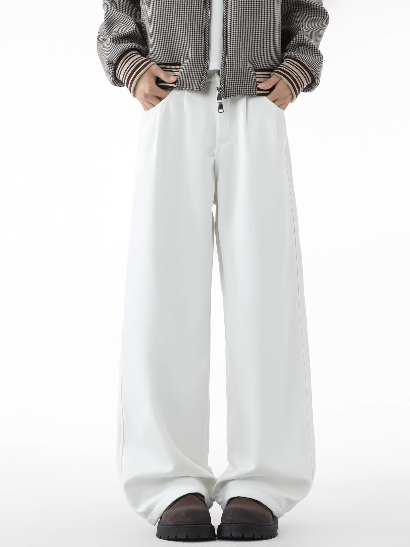 Ngộ Không có sẵn quần âu nam chất liệu nỉ cao cấp kiểu dáng Mỹ, màu trơn, mềm mại, mặc thoải mái, ấm áp mùa đông, đa năng, ống rộng.