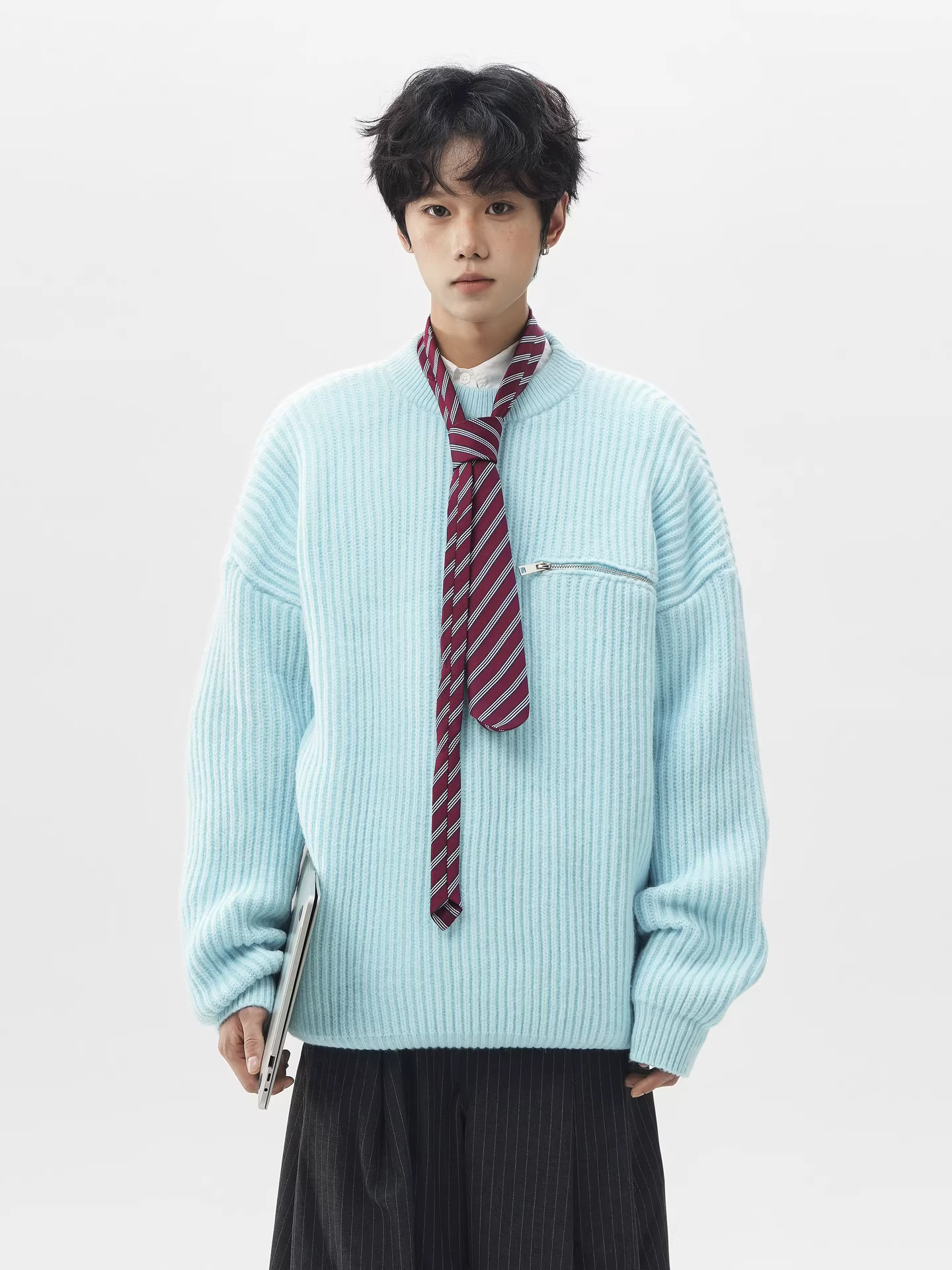 Áo len nam cổ tròn có khóa kéo, chất liệu dệt kim, kiểu dáng cổ điển mùa đông của Ngộ Không, thương hiệu thời thượng, dáng rộng, áo len giữ ấm cho cặp đôi.