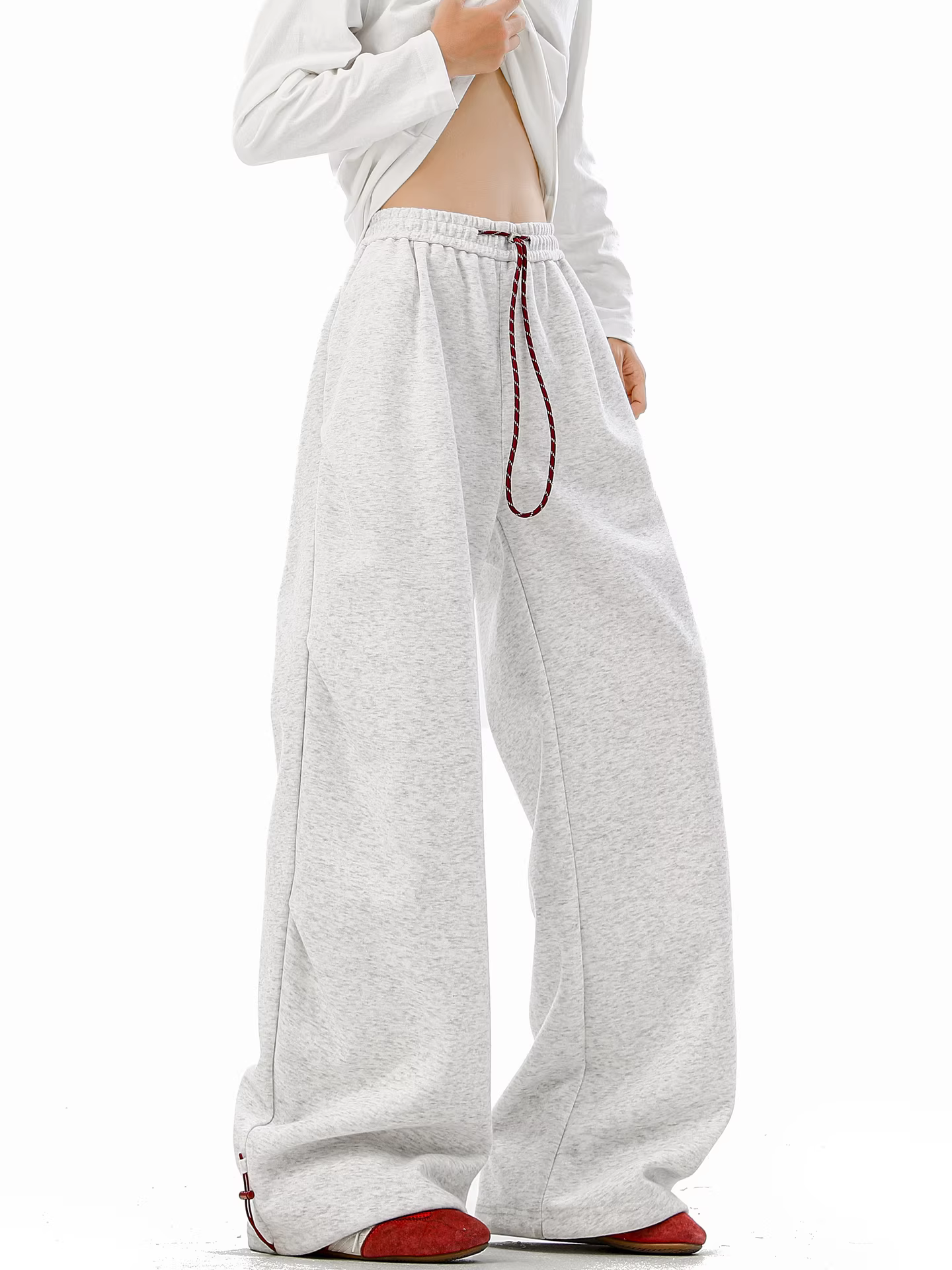 Ngộ Không có sẵn quần thể thao nam kiểu Mỹ thời thượng, xếp ly, có dây rút, chất liệu thun co giãn, quần ống rộng đa năng, phong cách đường phố, thoải mái.