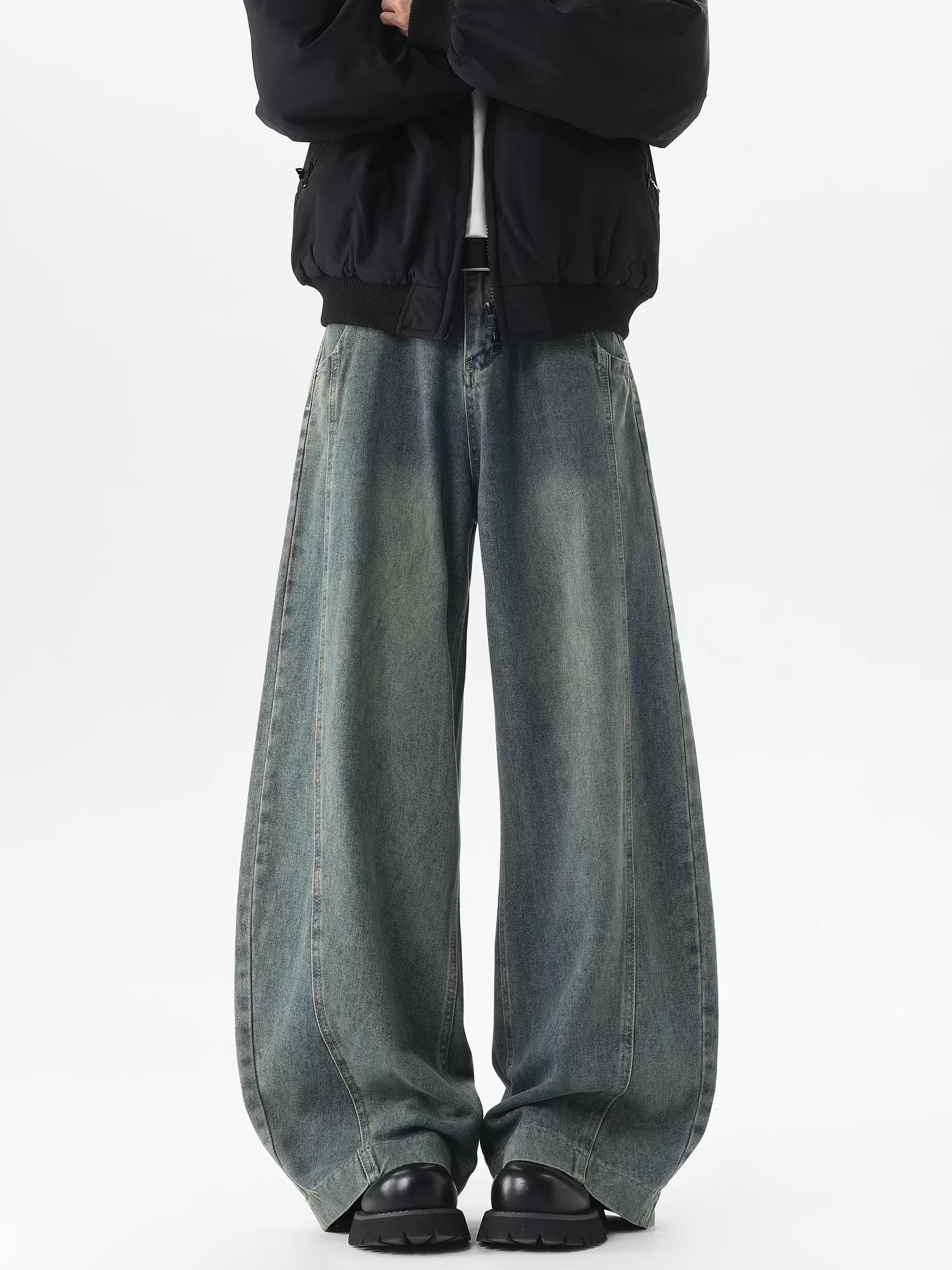 Ngộ Không có sẵn quần jeans kiểu Mỹ, phong cách đã qua xử lý, rách, dáng rộng, thời trang, đa năng dành cho nam.