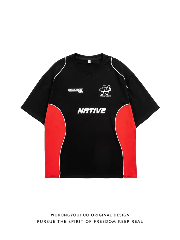 Wukong có sẵn áo thun nam tay ngắn in chữ thời trang mùa hè, phối màu, kiểu dáng rộng rãi và đa năng, phong cách biker casual.