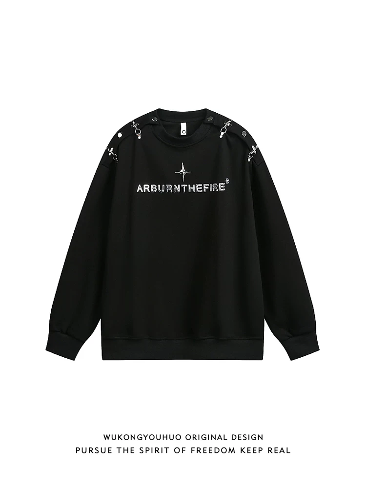 Wukong có sẵn áo sweatshirt cổ tròn nam thời thượng, thiết kế độc đáo với khóa kim loại, phong cách đường phố Mỹ, cá tính, thoải mái, tay dài.