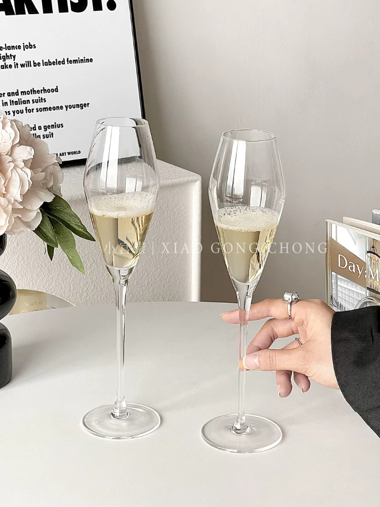 Bộ ly rượu sâm banh cao cấp dùng trong gia đình, ly rượu vang có ga, một cặp ly pha lê, ly cocktail sáng tạo