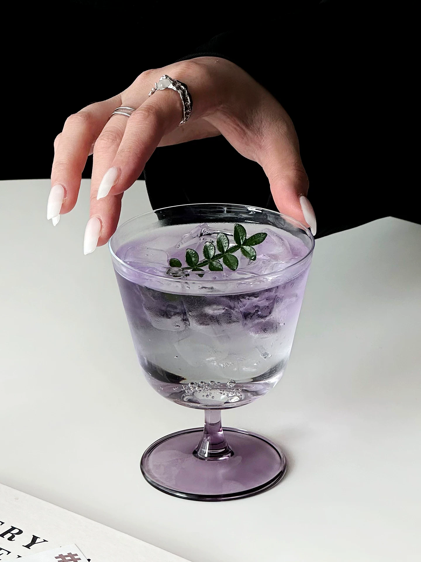 Ly rượu tím cao cấp phong cách Ins, ly thủy tinh mỏng, ly uống đồ uống đặc biệt, ly cocktail hơi say, ly cà phê