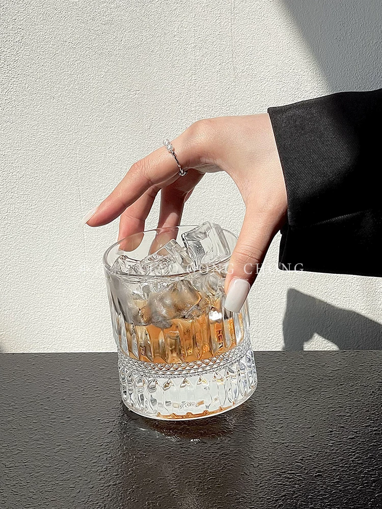 Ly rượu whisky cao cấp, ly rượu pha lê sang trọng nhẹ nhàng, ly gia dụng cao cấp có họa tiết khắc, ly bia, ly đá viên.