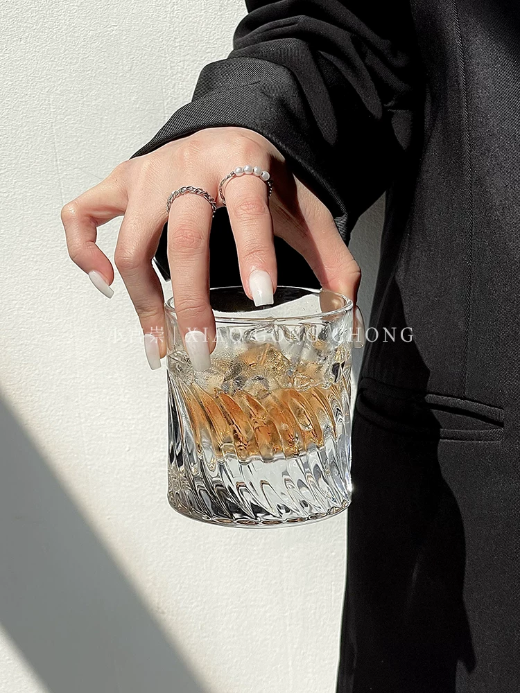 Ly rượu whisky cao cấp, ly rượu pha lê sang trọng nhẹ nhàng, ly gia dụng cao cấp có họa tiết khắc, ly bia, ly đá viên.