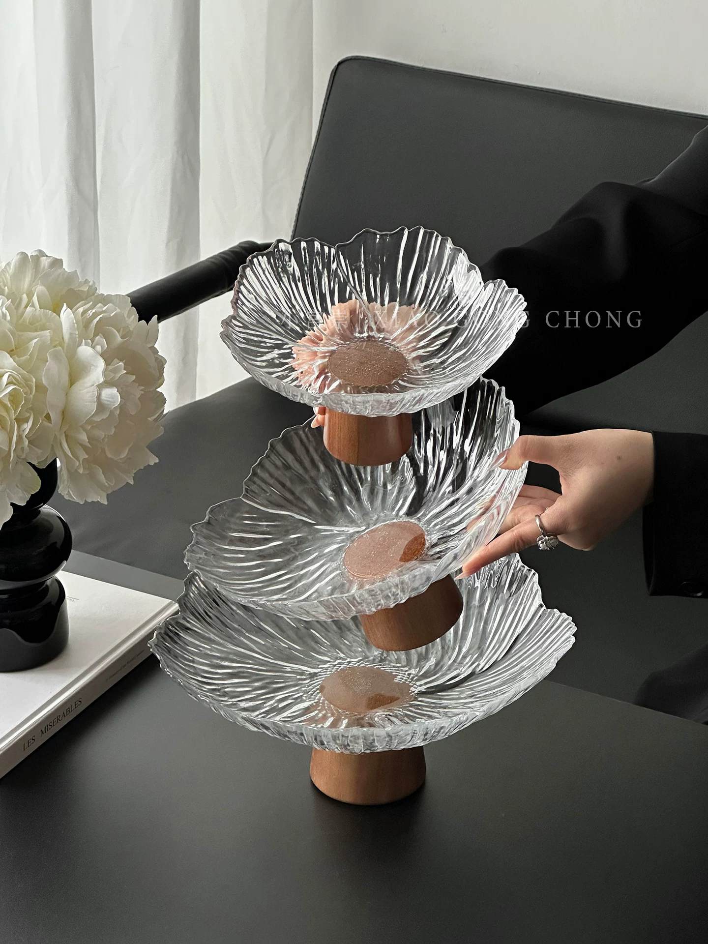 Đĩa trái cây hình cánh hoa cao cấp, phong cách sang trọng nhẹ nhàng, dùng trong nhà, bàn trà phòng khách, đĩa thủy tinh cao để đựng hoa quả khô, kẹo và đồ ăn nhẹ.