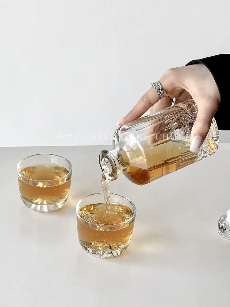 Bộ ấm chén phong cách Trung Hoa mới lạ, ly pha trà lạnh, ly cà phê, ly rượu nhỏ, bộ chai rượu, chai rượu trái cây, bình trà.