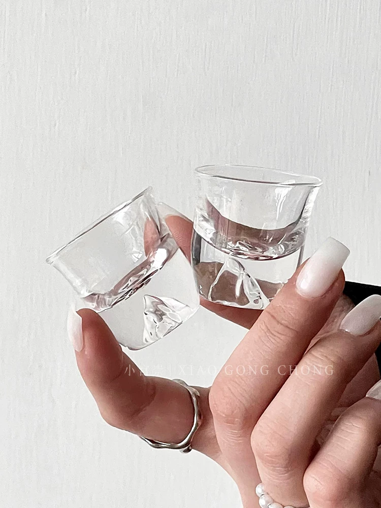 Cốc ngắm núi đã qua sử dụng, cốc rượu nhỏ bằng thủy tinh pha lê, cốc rượu trắng, cốc rượu sake, cốc rượu shot, cốc chủ, cốc trà, cốc nếm thử.