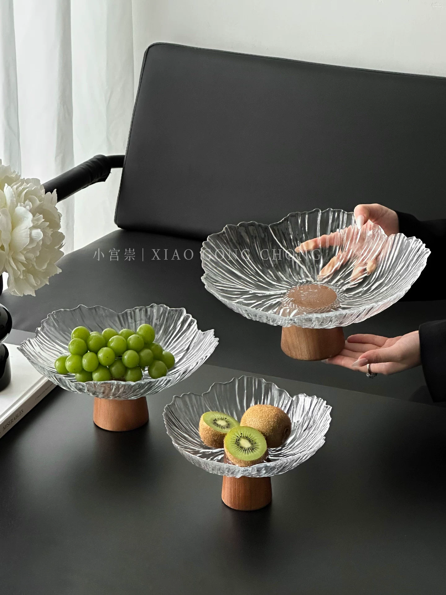 Đĩa trái cây hình cánh hoa cao cấp, phong cách sang trọng nhẹ nhàng, dùng trong nhà, bàn trà phòng khách, đĩa thủy tinh cao để đựng hoa quả khô, kẹo và đồ ăn nhẹ.