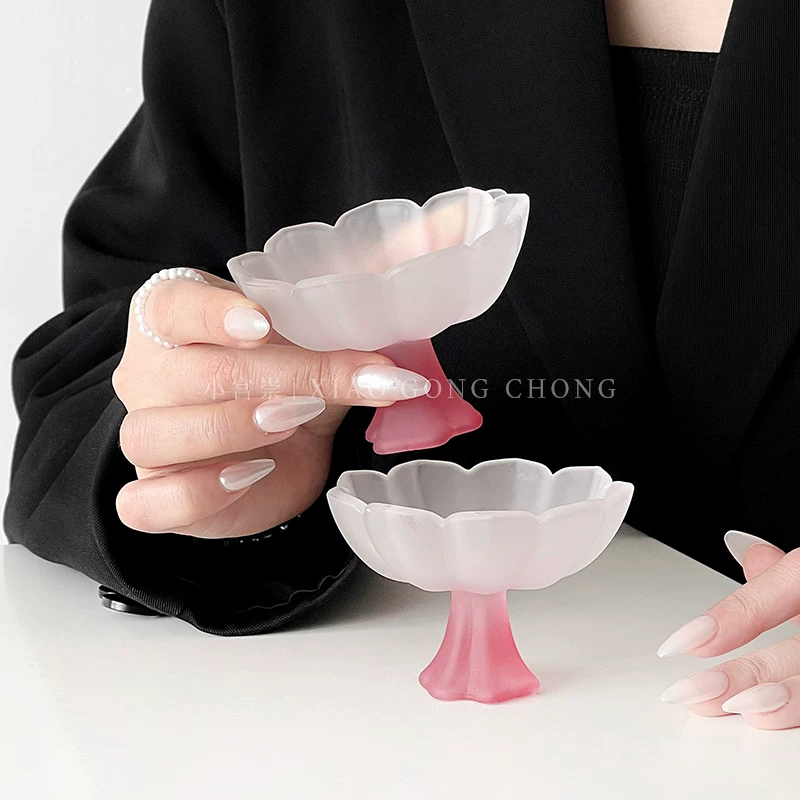 Tách trà thủy tinh chân cao màu hồng men kiểu Trung Quốc mới, cốc rượu sake cao cấp, cốc thơm, cốc nếm trà, cốc chủ nhân.