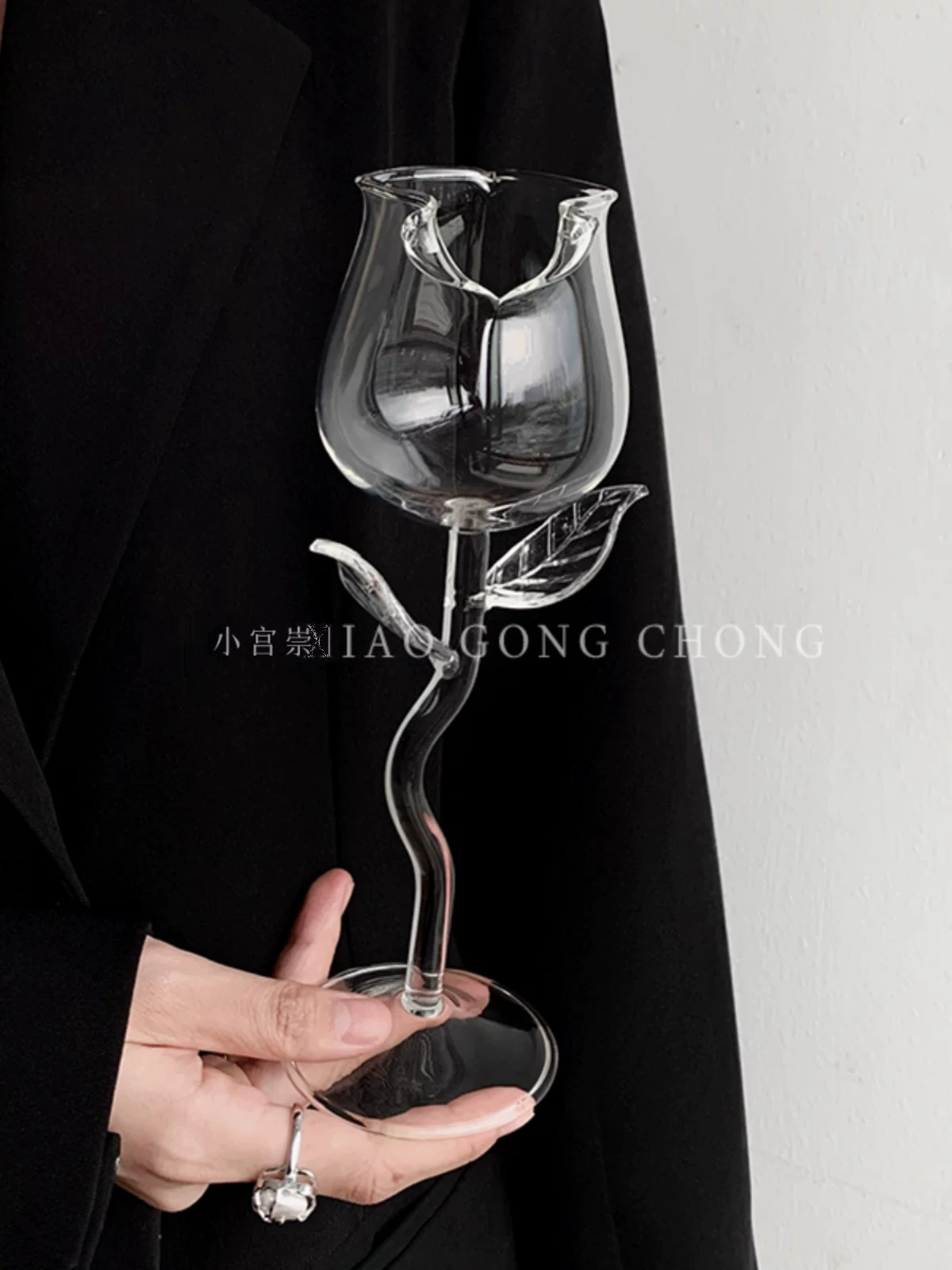 Ly thủy tinh hình hoa hồng phong cách Ins, ly cocktail tạo không khí sáng tạo, ly rượu vang đỏ cao cấp hợp thời trang