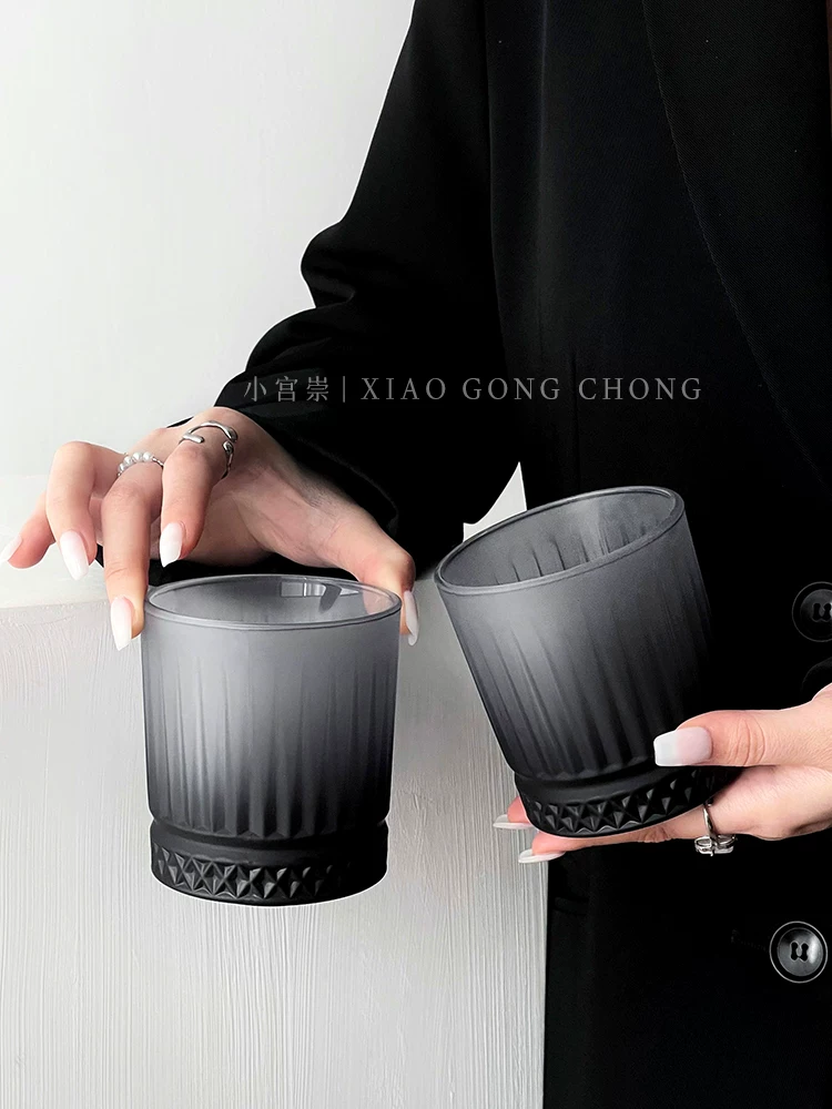 Bộ ly uống nước thủy tinh đen mờ kiểu cổ điển, sang trọng, cao cấp, dùng cho phòng khách, tiếp khách, thích hợp cho bia, trà.