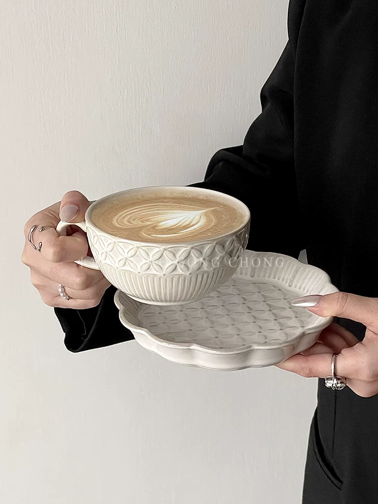 Bộ tách trà và đĩa sứ nổi họa tiết cổ điển, tách latte nghệ thuật gốm sứ cao cấp, cốc, tách latte, tách trà chiều