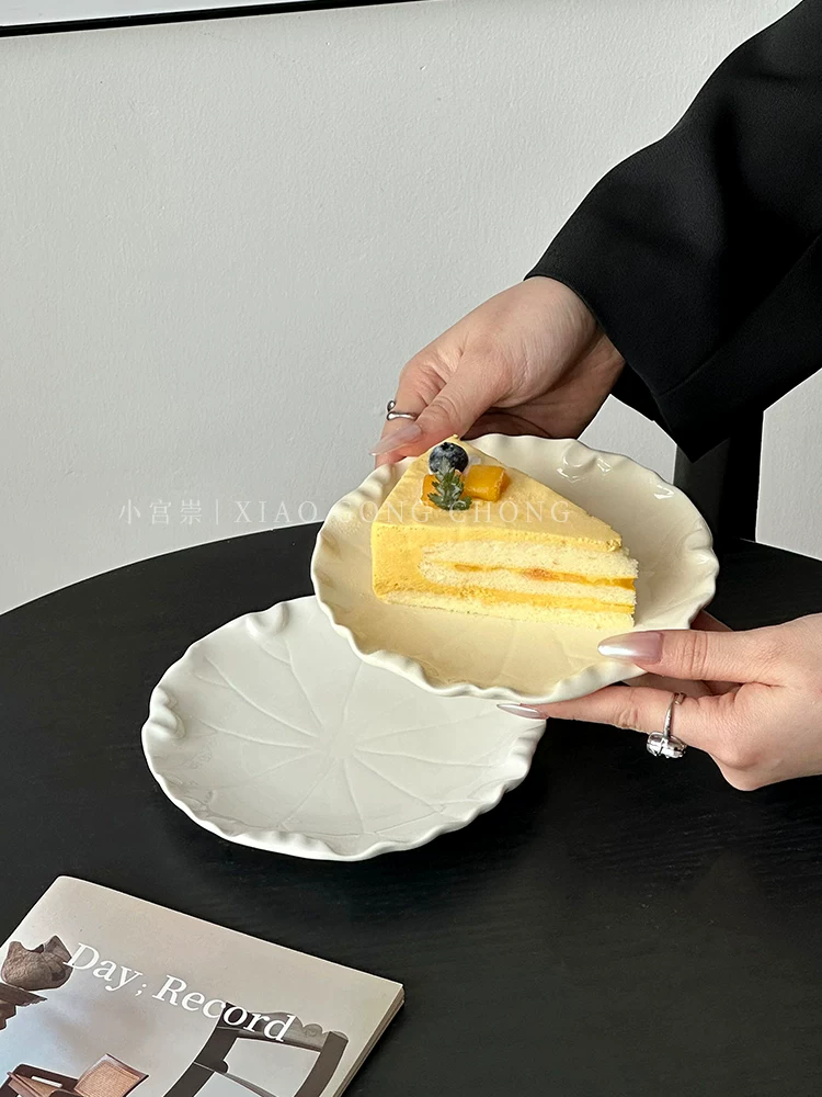Đồ dùng bằng gốm sứ của Pháp đĩa tráng miệng trà chiều bánh kem đĩa tinh tế cao cấp đĩa ăn nhẹ đĩa trái cây