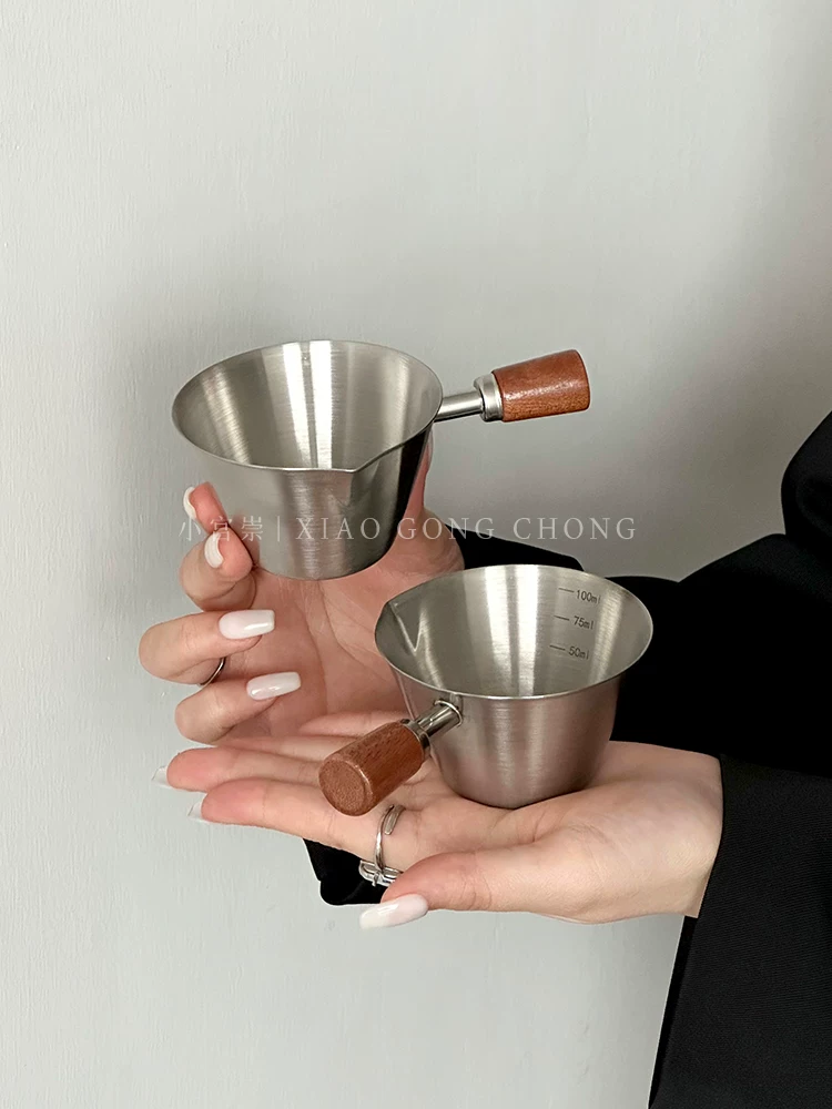Cốc đong cà phê espresso bằng thép không gỉ có tay cầm bằng gỗ óc chó và cốc chiết xuất có vạch chia nhỏ bình đựng sữa nhỏ 100ml