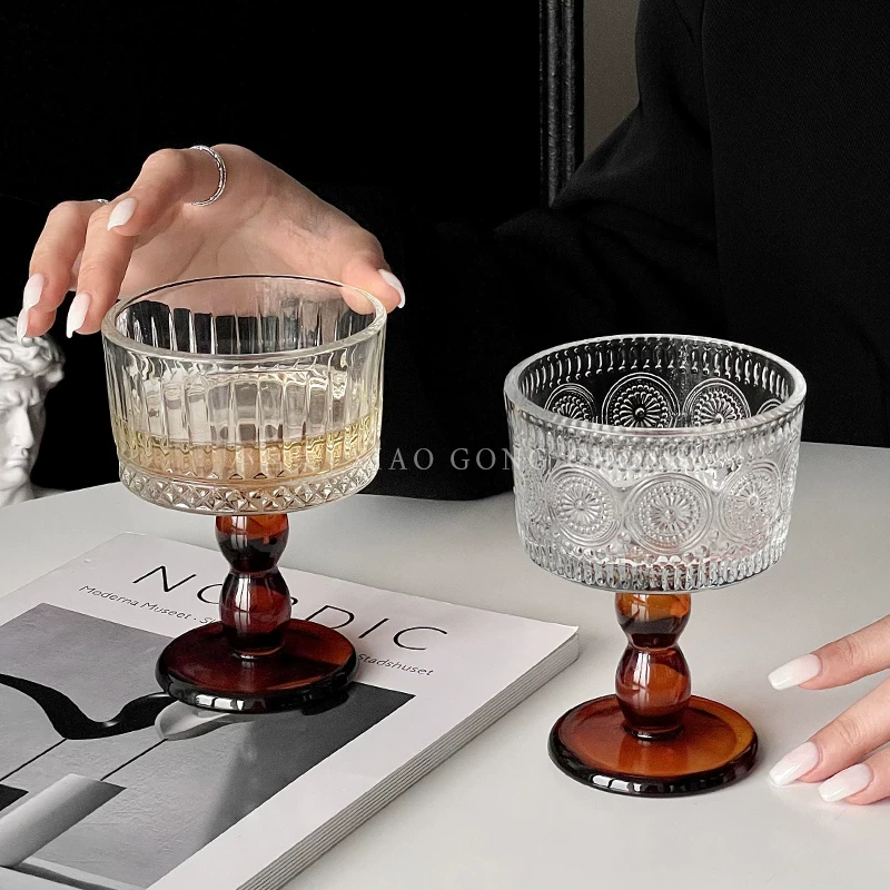 Ly rượu kiểu cổ điển với vẻ ngoài độc đáo, ly thủy tinh cao, ly rượu sâm banh, ly rượu vang đỏ cao cấp, ly kem kiểu Instagram.