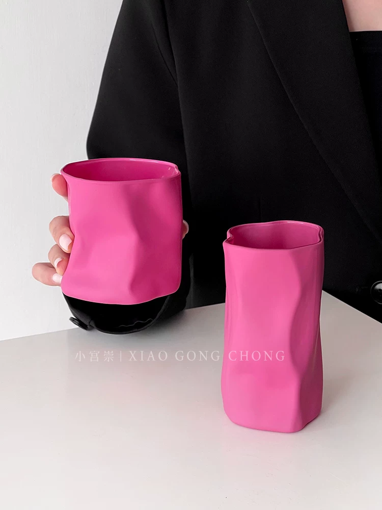 Cốc xoắn độc đáo màu đỏ hồng, nữ tính và thẩm mỹ, cốc nước theo phong cách Instagram, cốc đựng đồ uống, cốc cà phê, cốc thủy tinh.